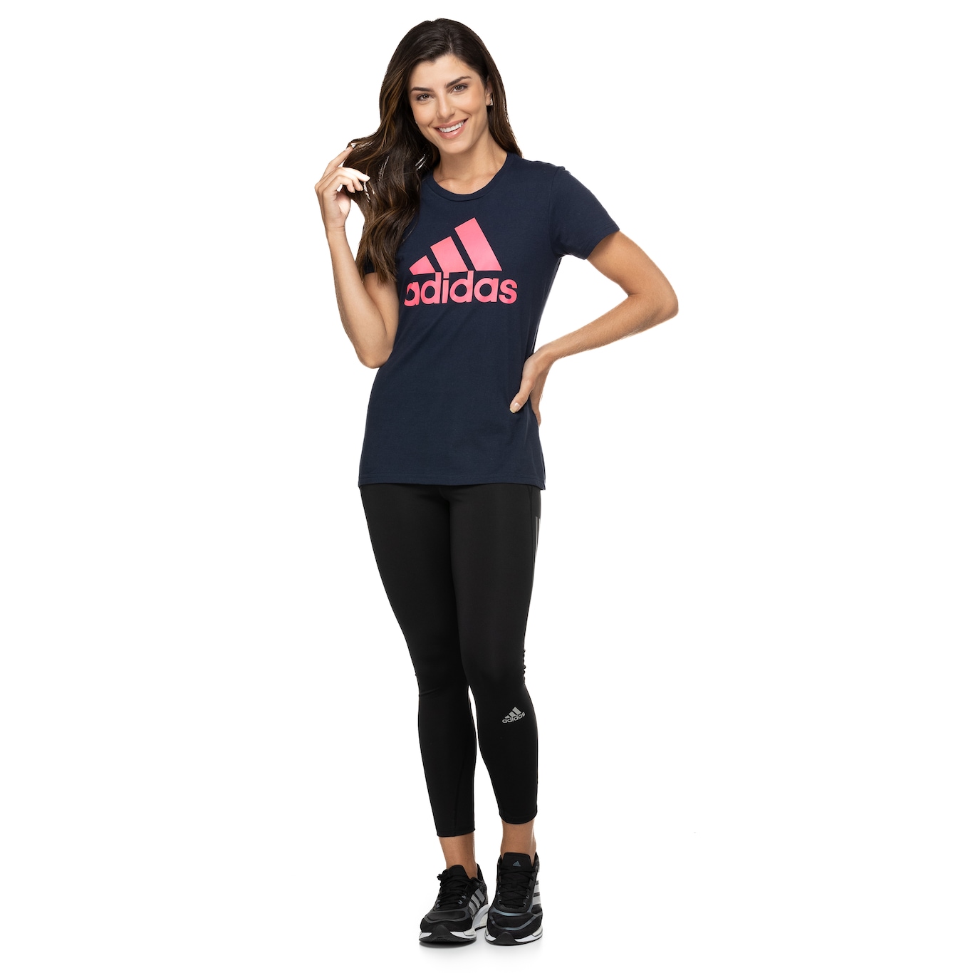 Camiseta adidas Basci Badge Of Sport - Feminina - Foto 4