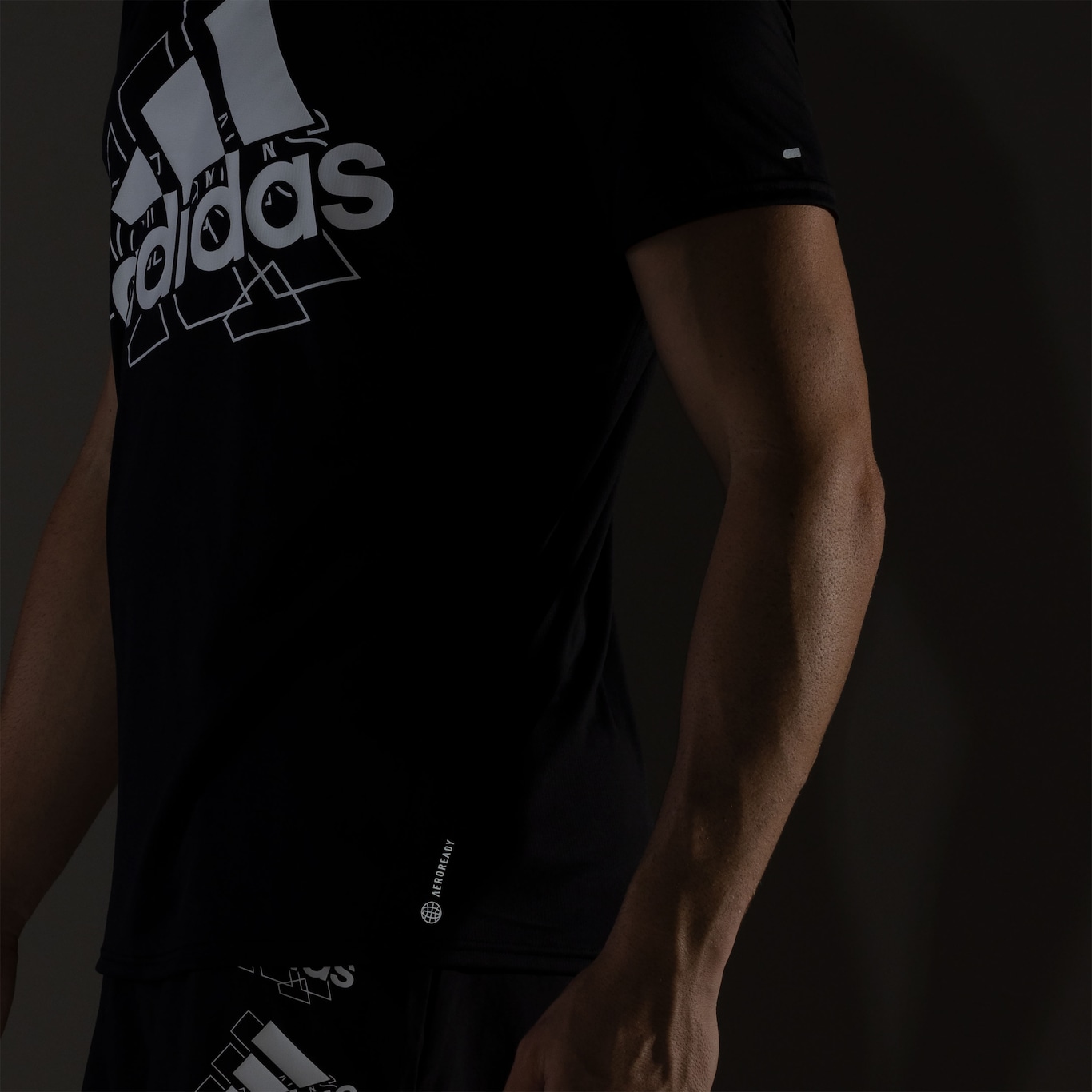 Camiseta adidas Running Brand Love - Masculina - Foto 5