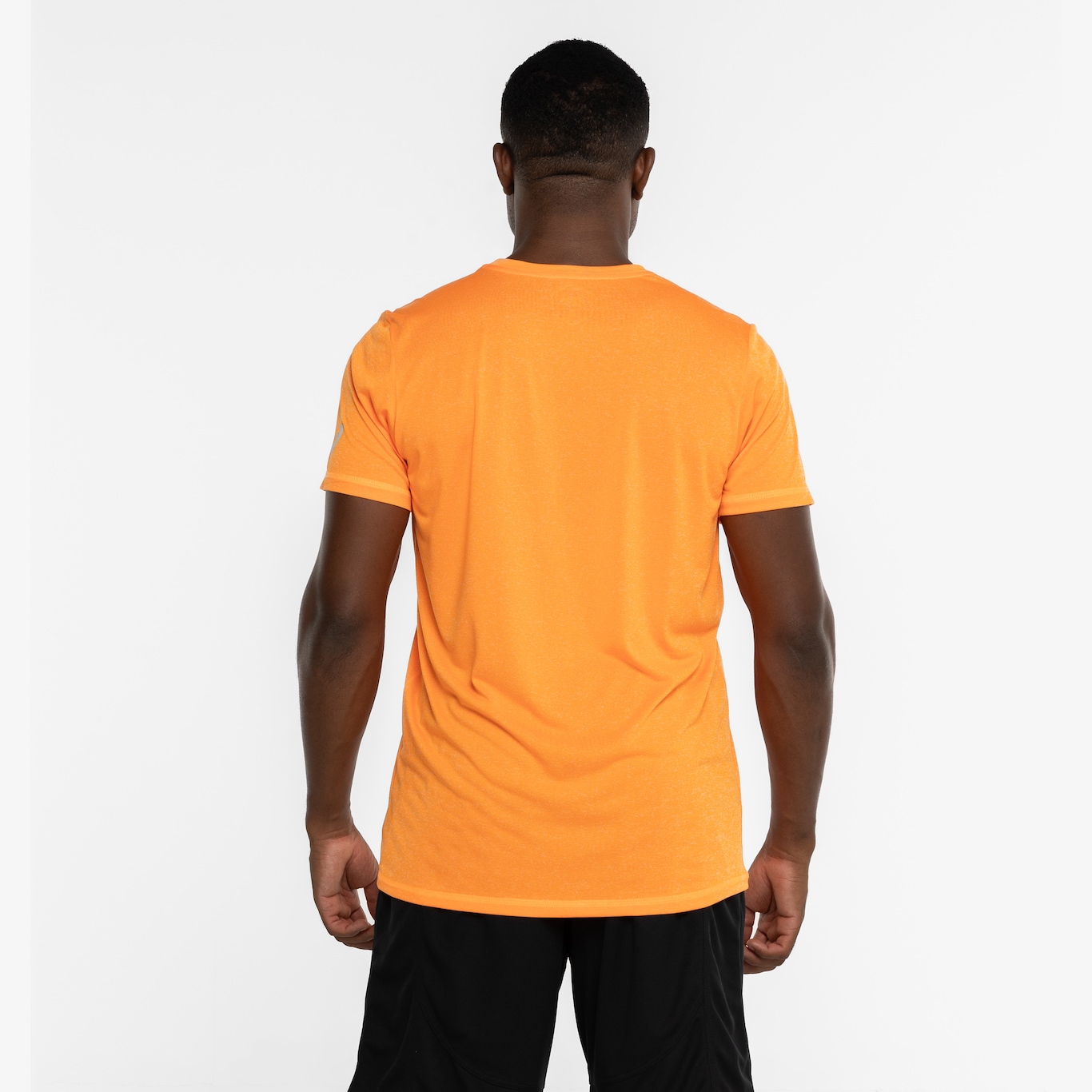 Camiseta ASICS Manga Curta Fugi - Masculina - Foto 3