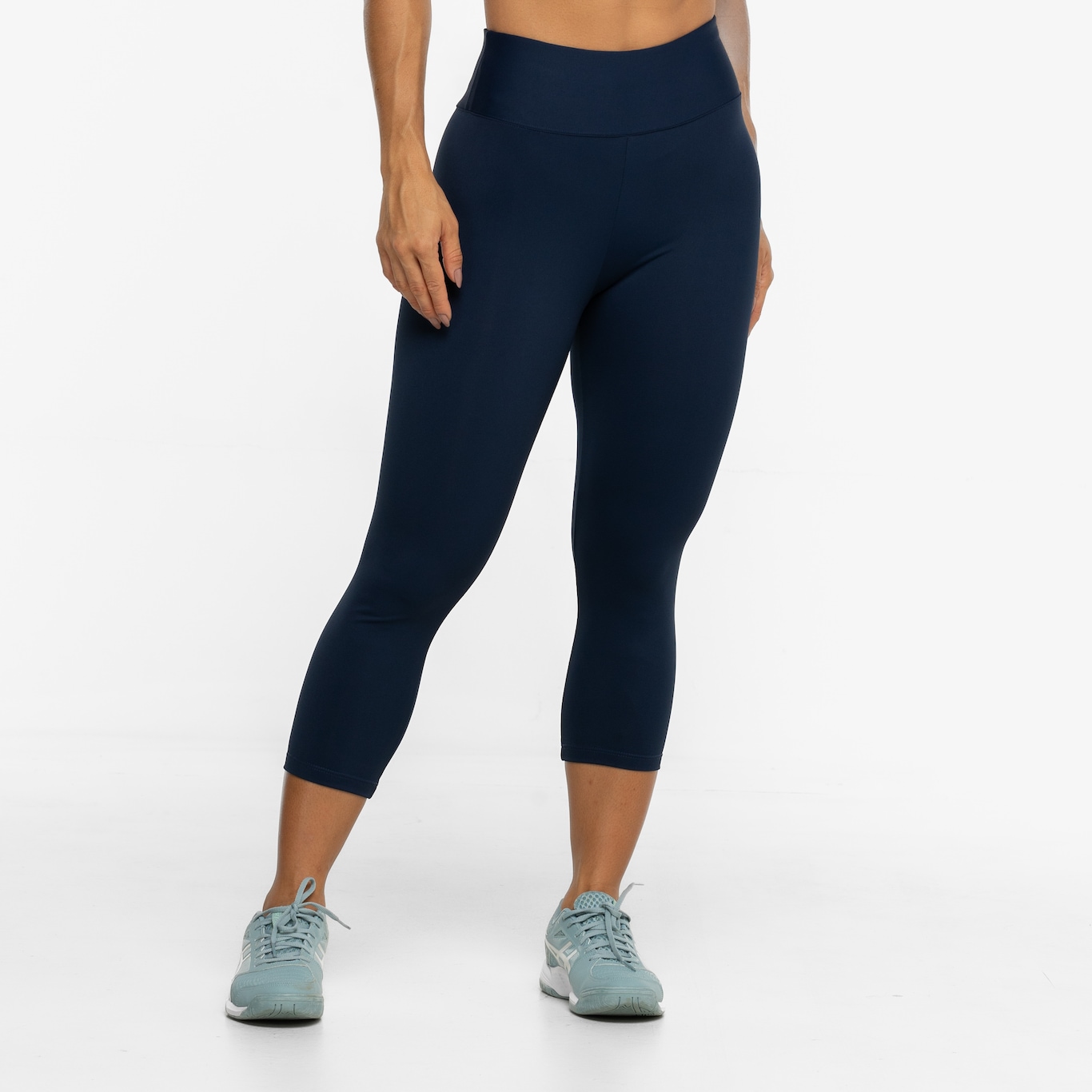 Calça Capri Feminina Oxer Campeão Slim em Promoção