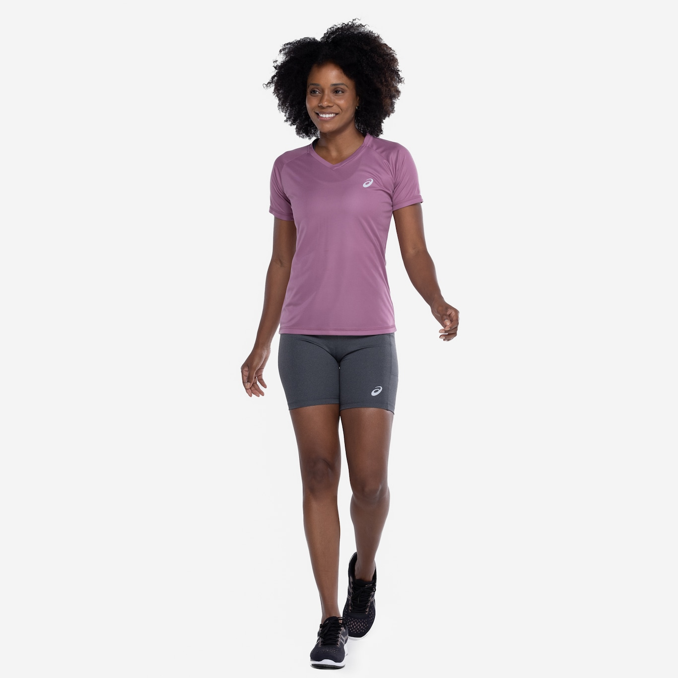 Camiseta ASICS Manga Curta Basic Logo - Feminina - Foto 4