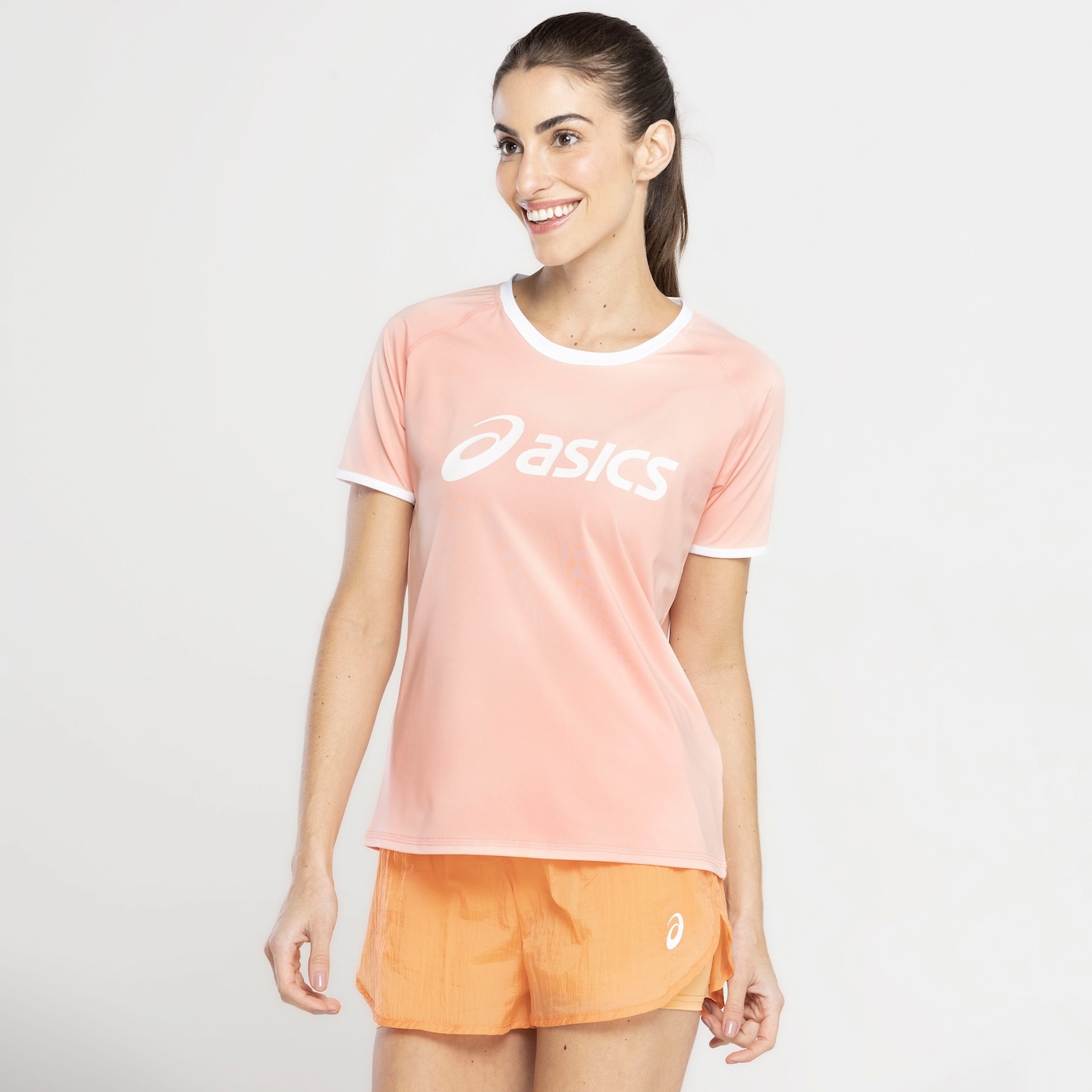 Camiseta Feminina ASICS Manga Raglan com Proteção UV - Foto 5