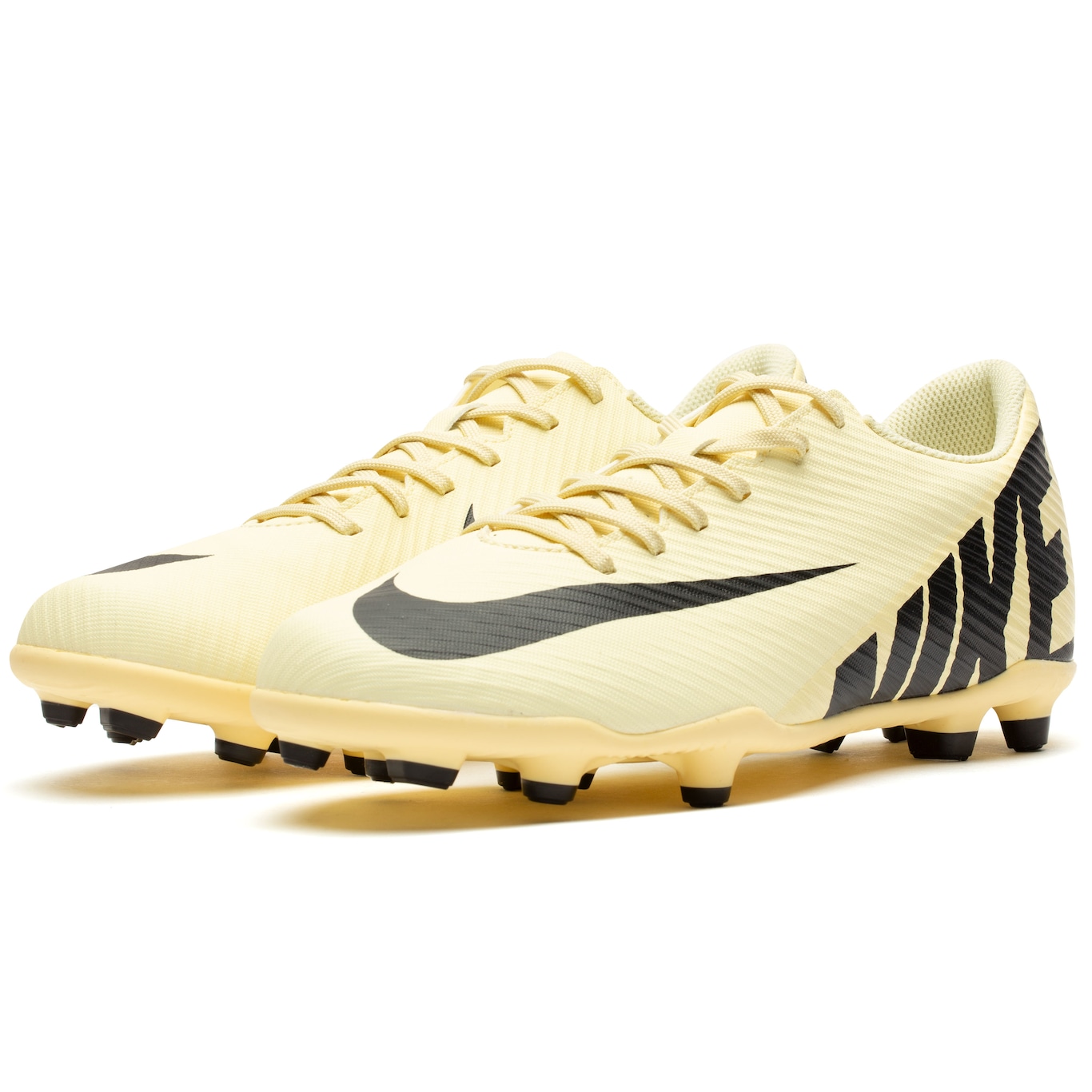 Chuteira Campo Nike Mercurial Zoom Vapor 15 Club Adulto - Foto 2