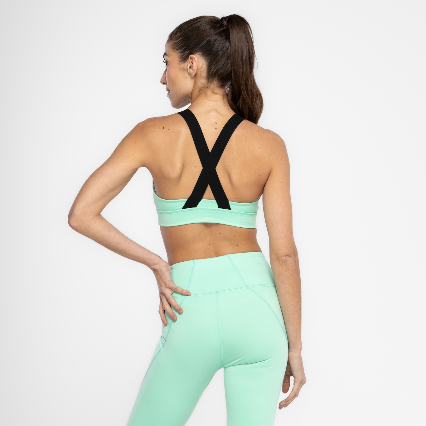 Top Fitness com Bojo Puma Mid Impact Fit Bra - Adulto - Foto 3