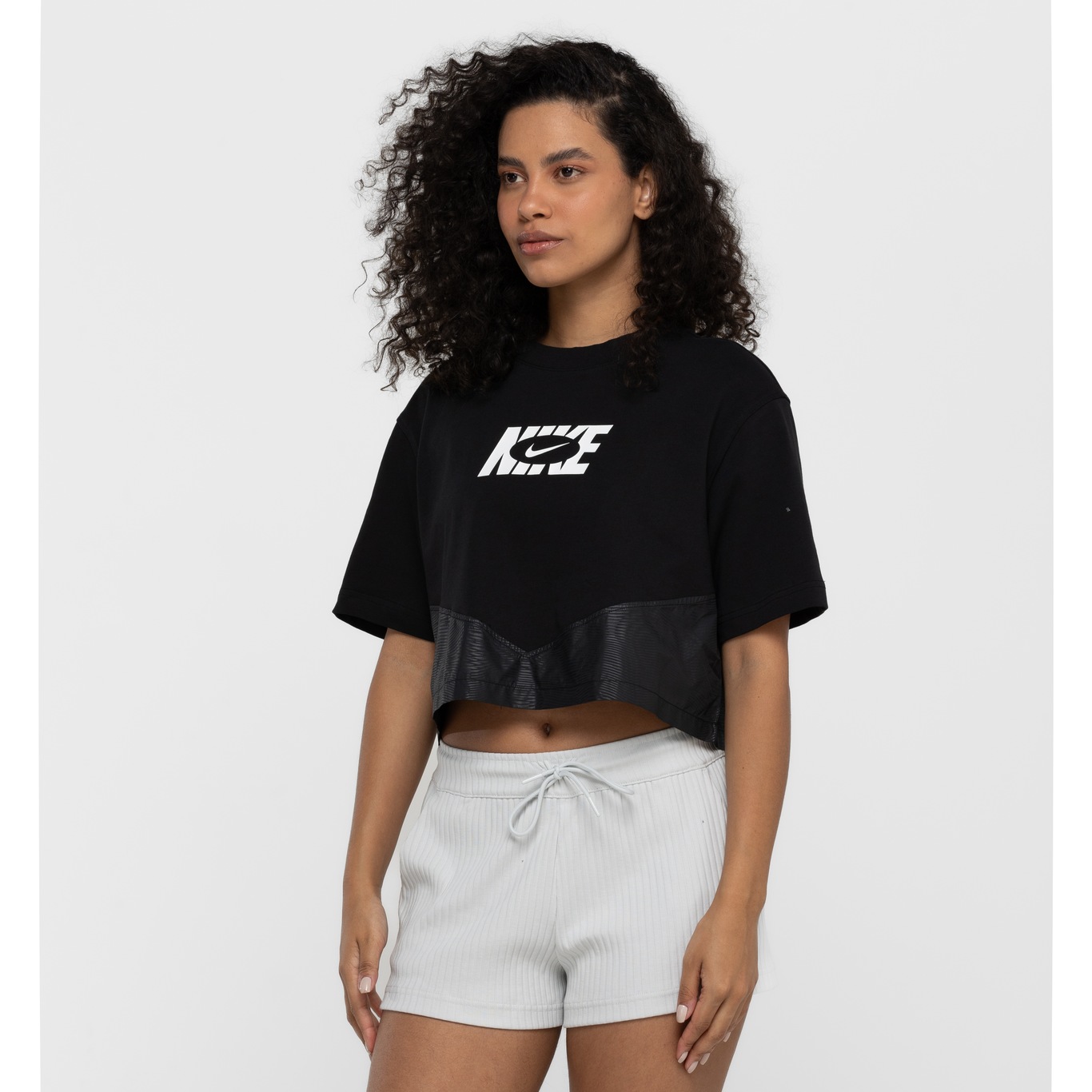 Blusa Cropped Feminina Nike Manga Curta Sportswear IC SS AOP - Foto 5