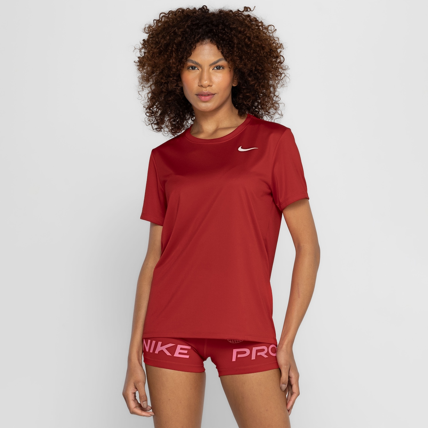 Camiseta Feminina Nike Manga Curta Tee Rlgd Lb - Foto 5