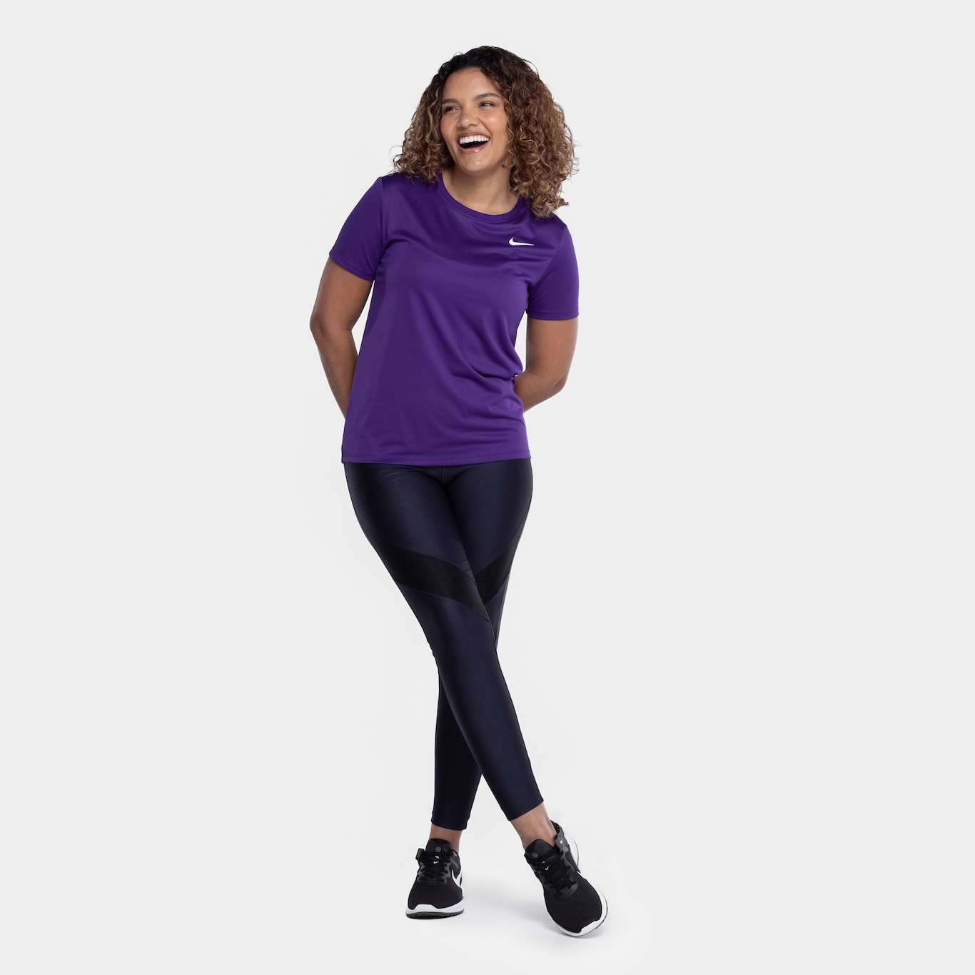 Camiseta Feminina Nike Manga Curta Tee Rlgd Lb - Foto 4