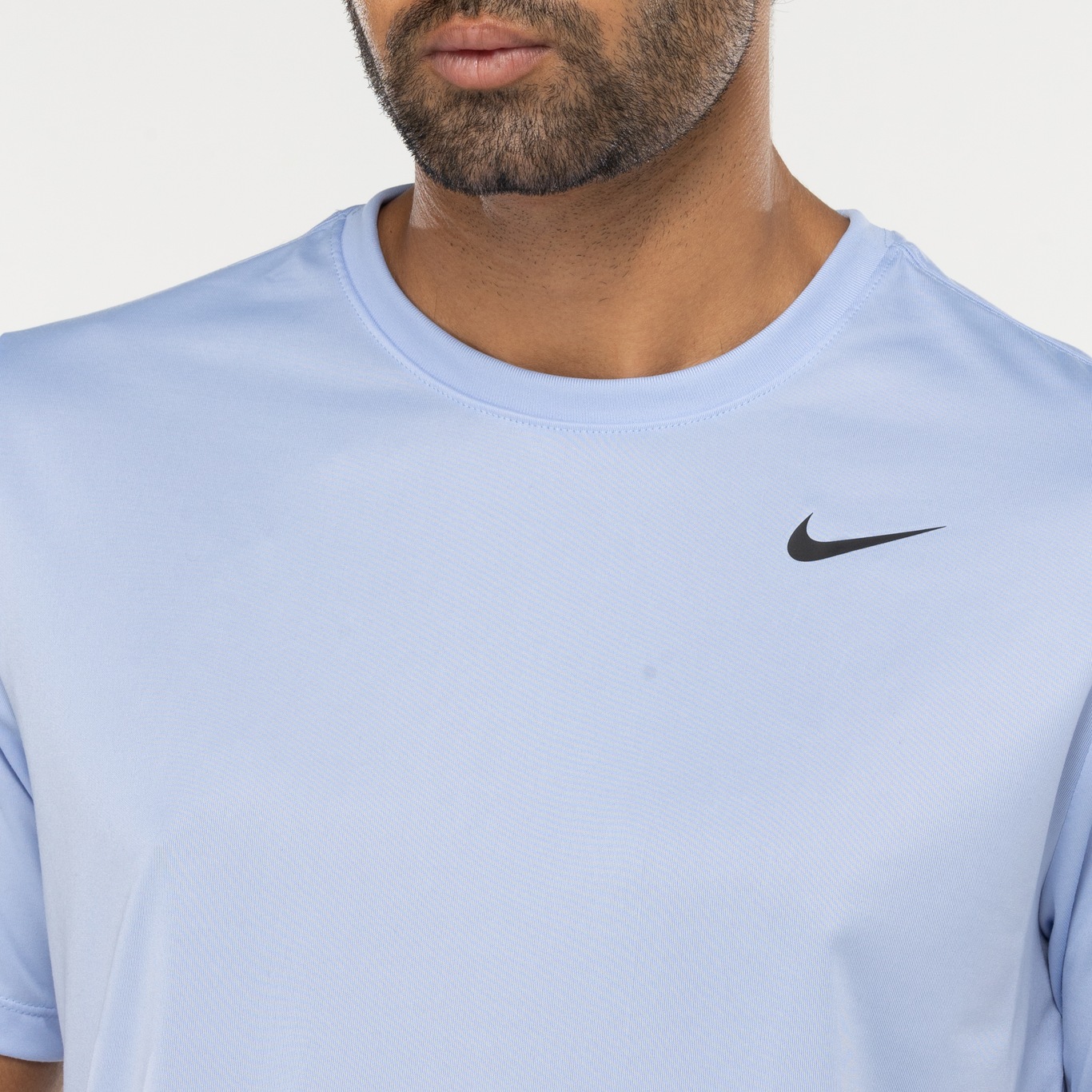 Nike Camiseta com estampa esportiva para meninos, Preto, 3T