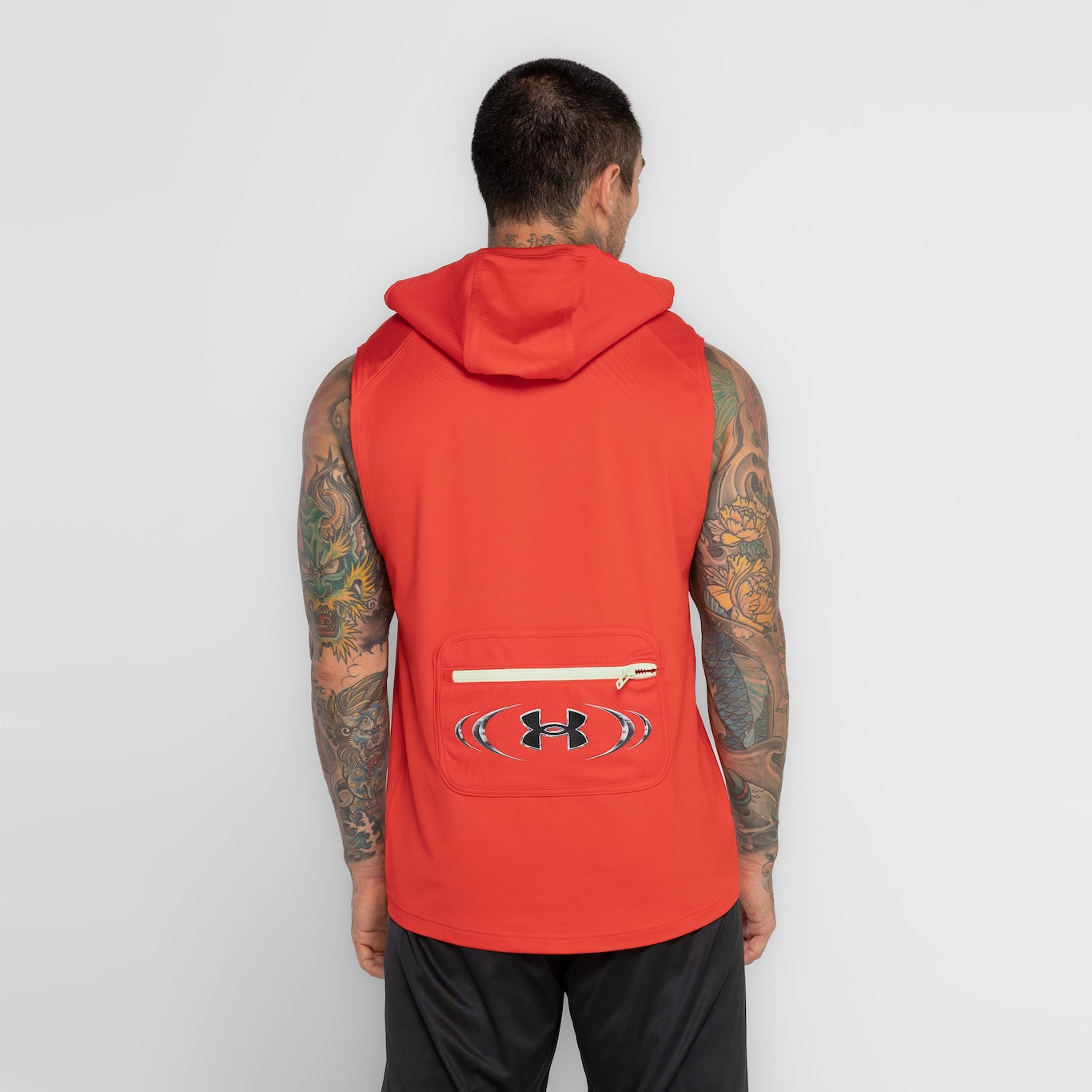 Camiseta Regata Masculina Under Armour com Capuz Mesh Sport SL - Foto 3