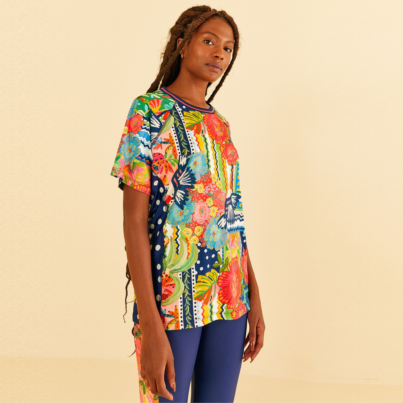 Camiseta Feminina Farm Raglan Divertidamente | Centauro