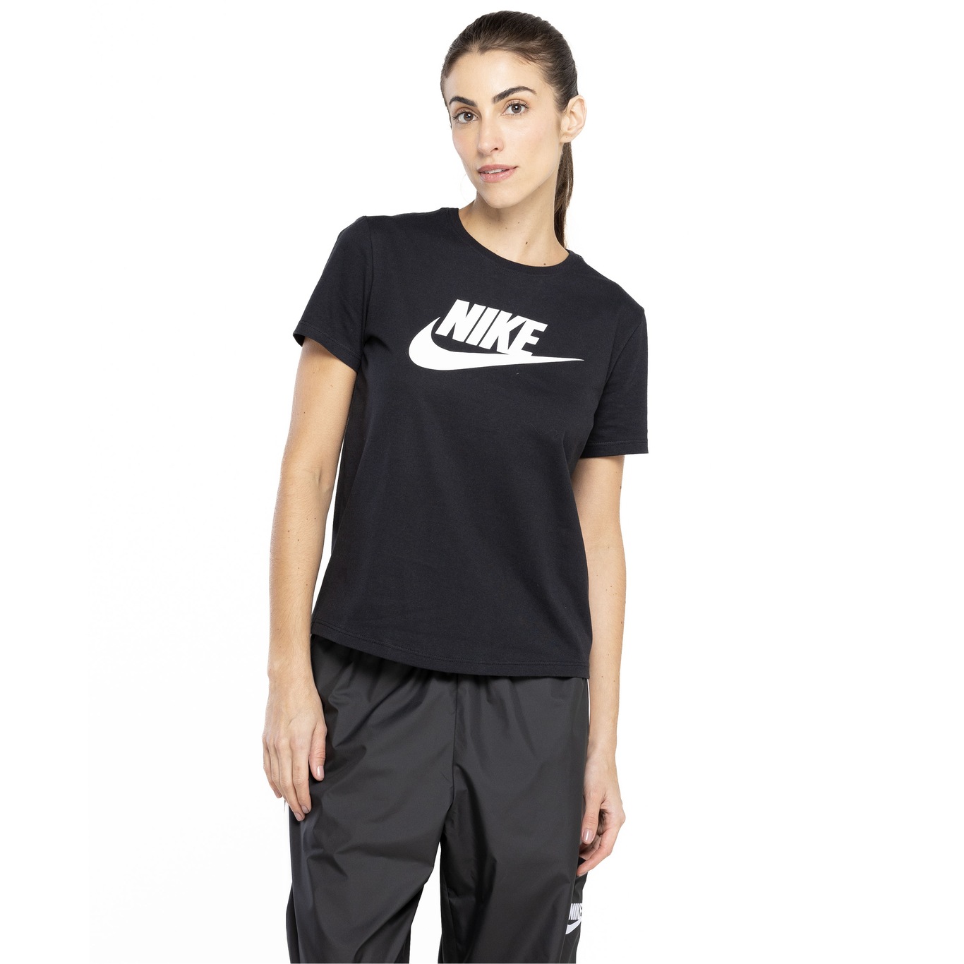 Camiseta Feminina Nike Manga Curta Sportswear Essential Icon - Video 1