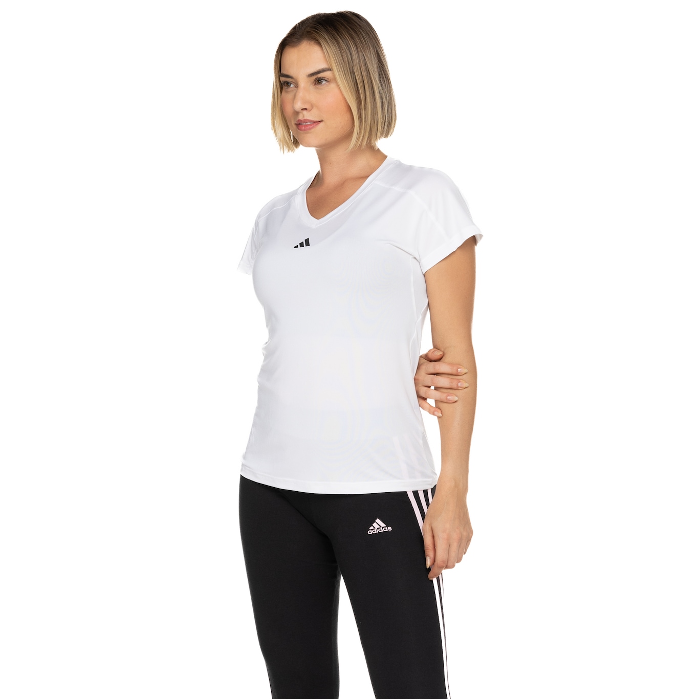 Camiseta Feminina adidas Manga Curta Essentials Minimal - Foto 4