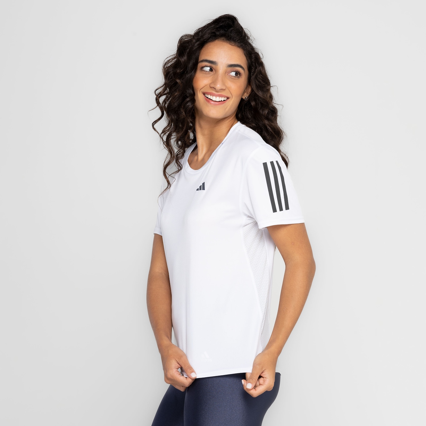 Camiseta Feminina adidas Own The Run - Foto 5