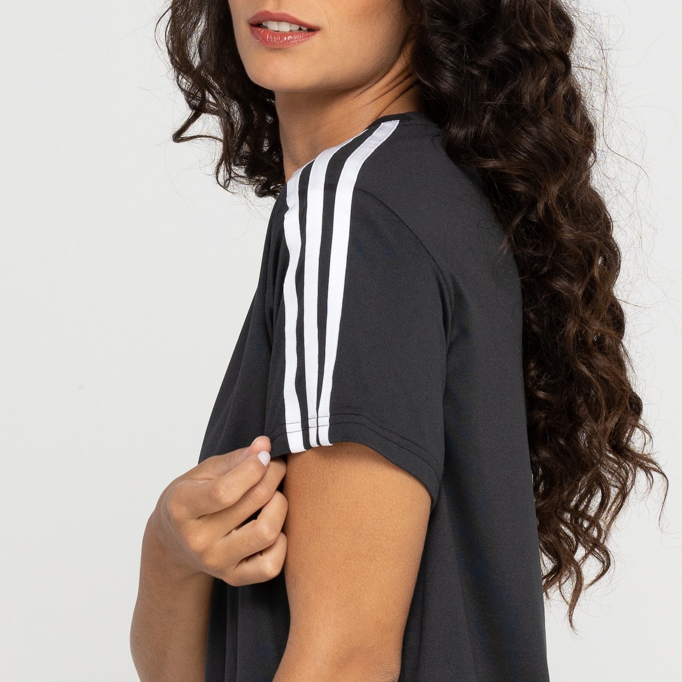 Camiseta Feminina adidas Manga Curta Essentials 3 Listras - Foto 5