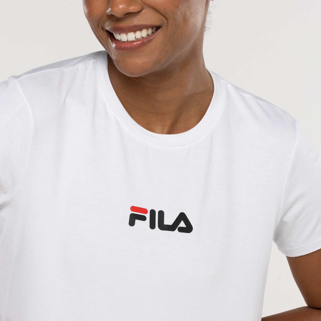 Camiseta Feminina Fila Manga Curta Letter Fit - Foto 6