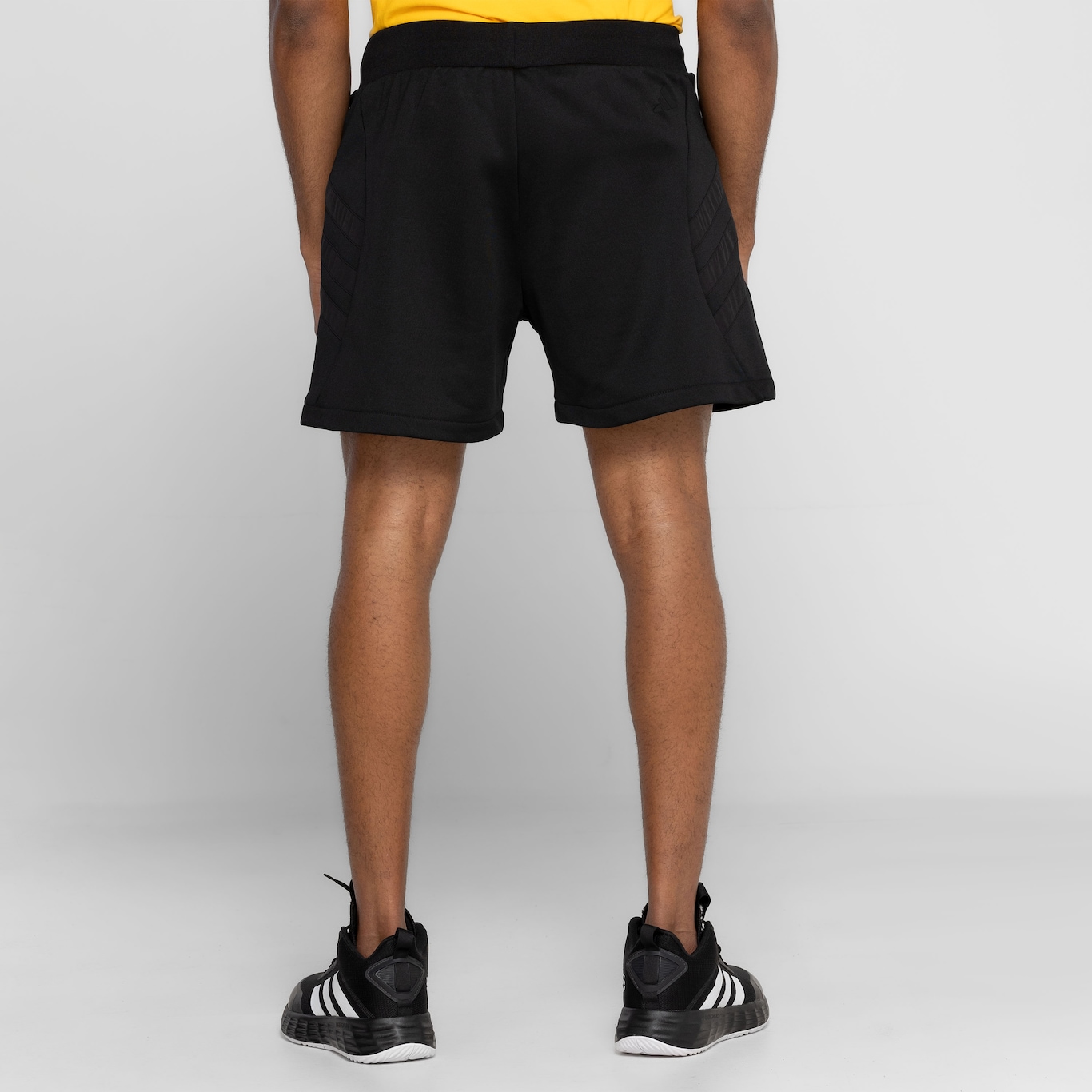 Bermuda Masculina adidas Hdn Travel Shor - Foto 3