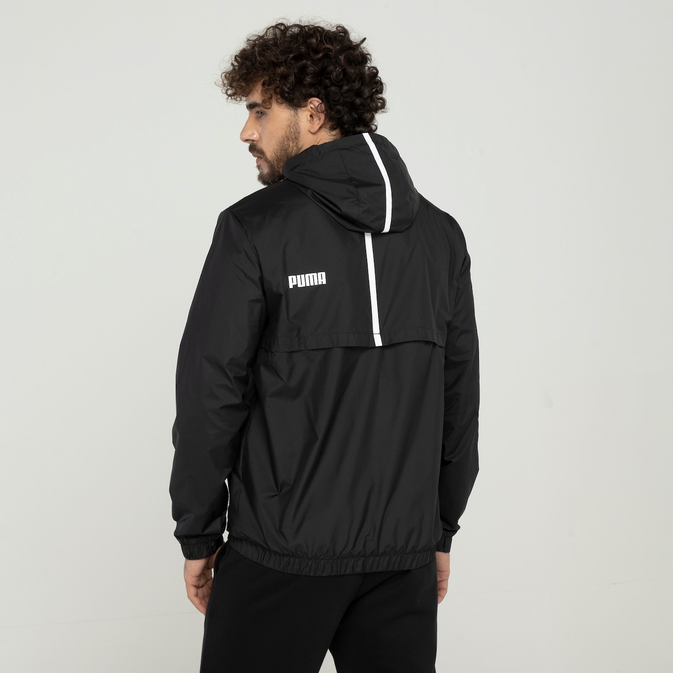 Jaqueta Masculina Puma com Capuz Solid Windbreaker - Foto 3