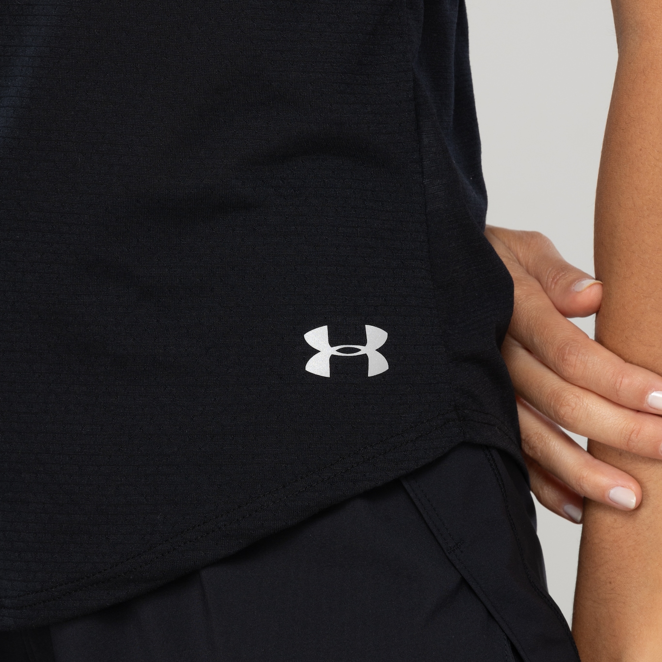 Camiseta Regata Feminina Under Armour Streaker Run - Foto 6