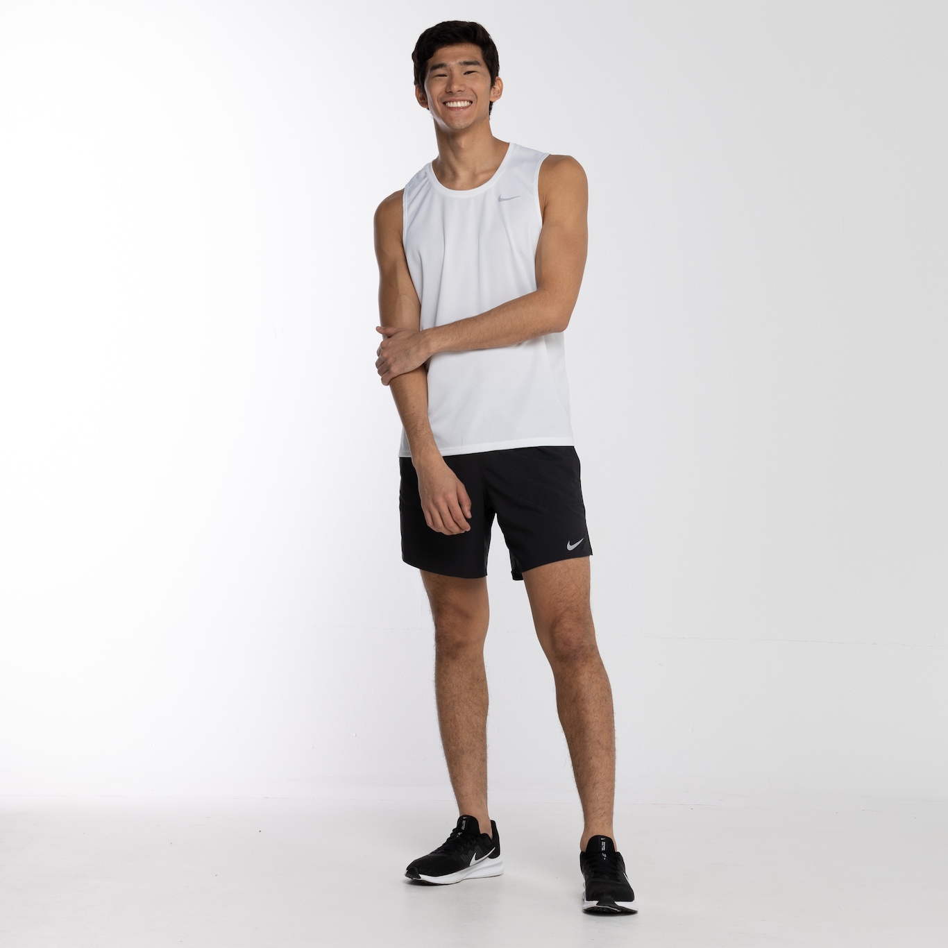 Camiseta Regata Masculina Nike Dri-Fit Miler - Foto 4