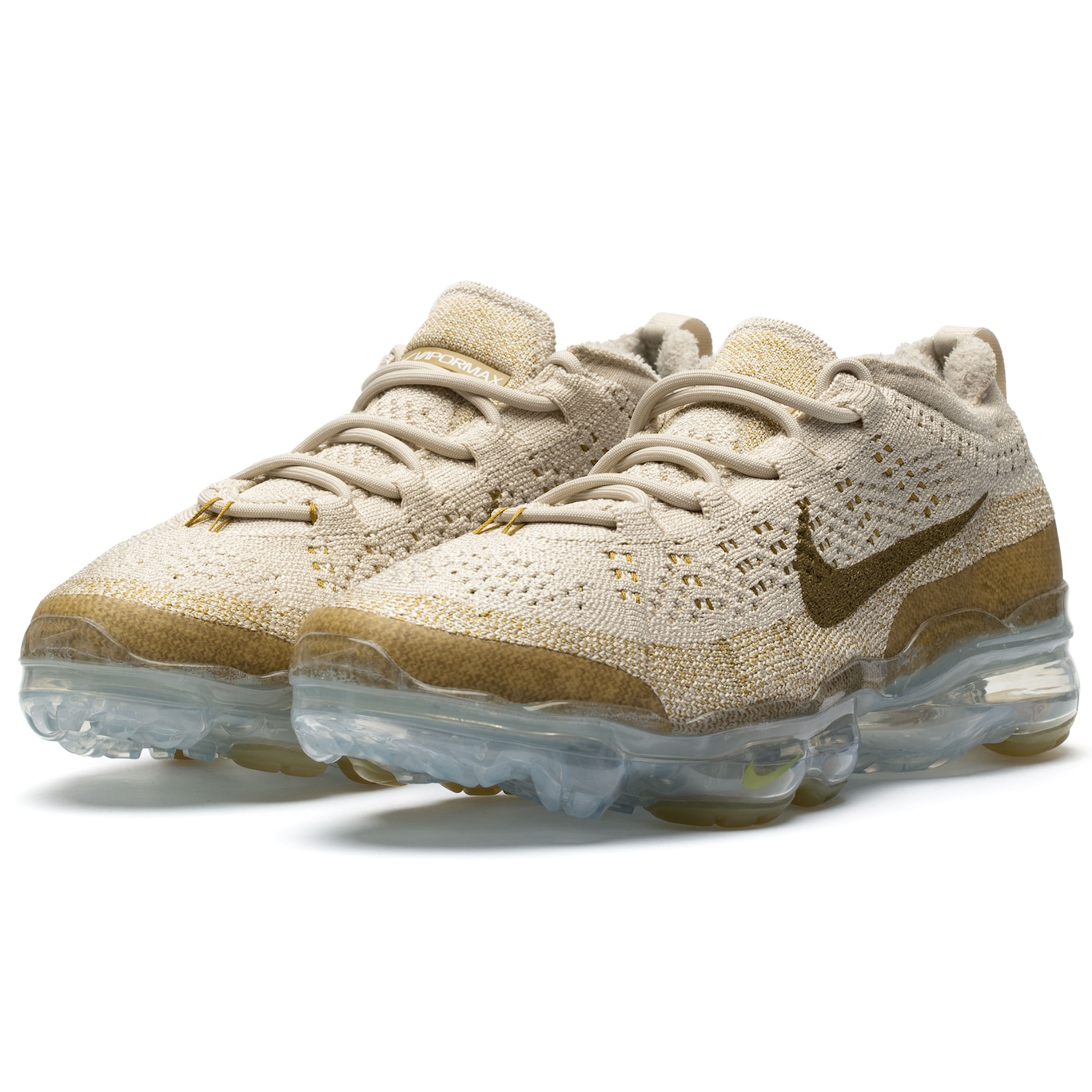 Nike running vapormax flyknit trainers in store white and gold