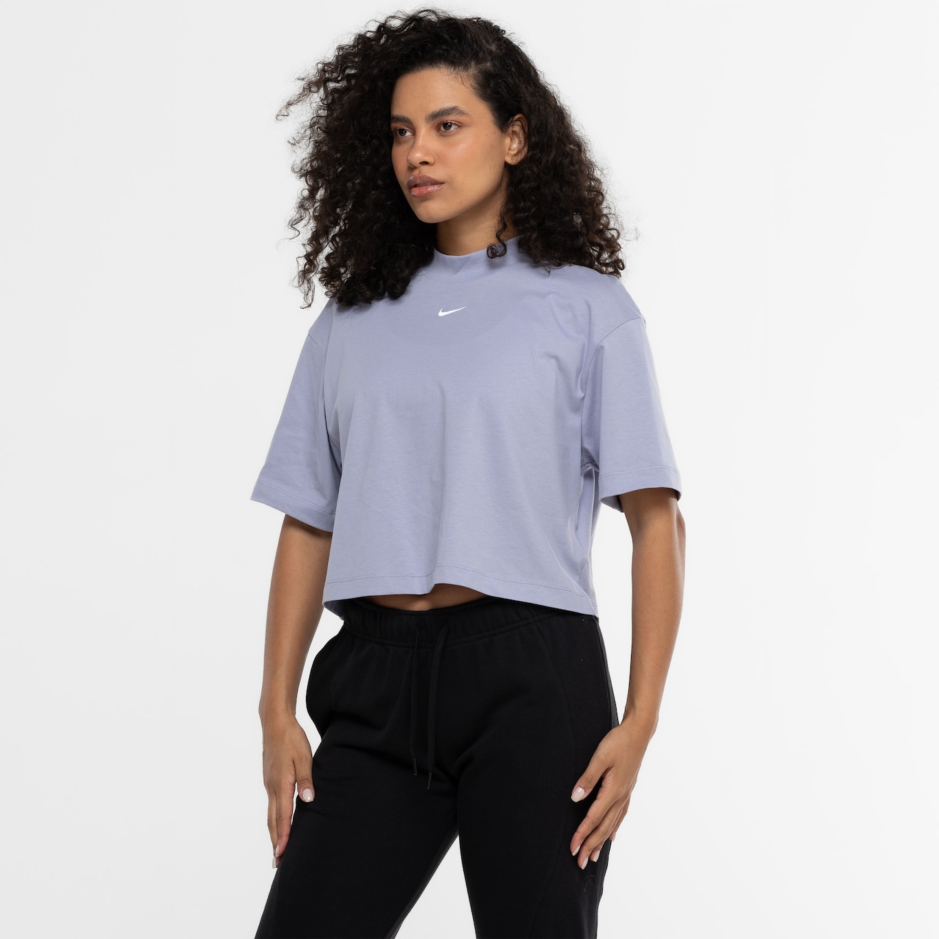 Camiseta Feminina Nike Manga Curta Sportswear Essential Mock B - Foto 4