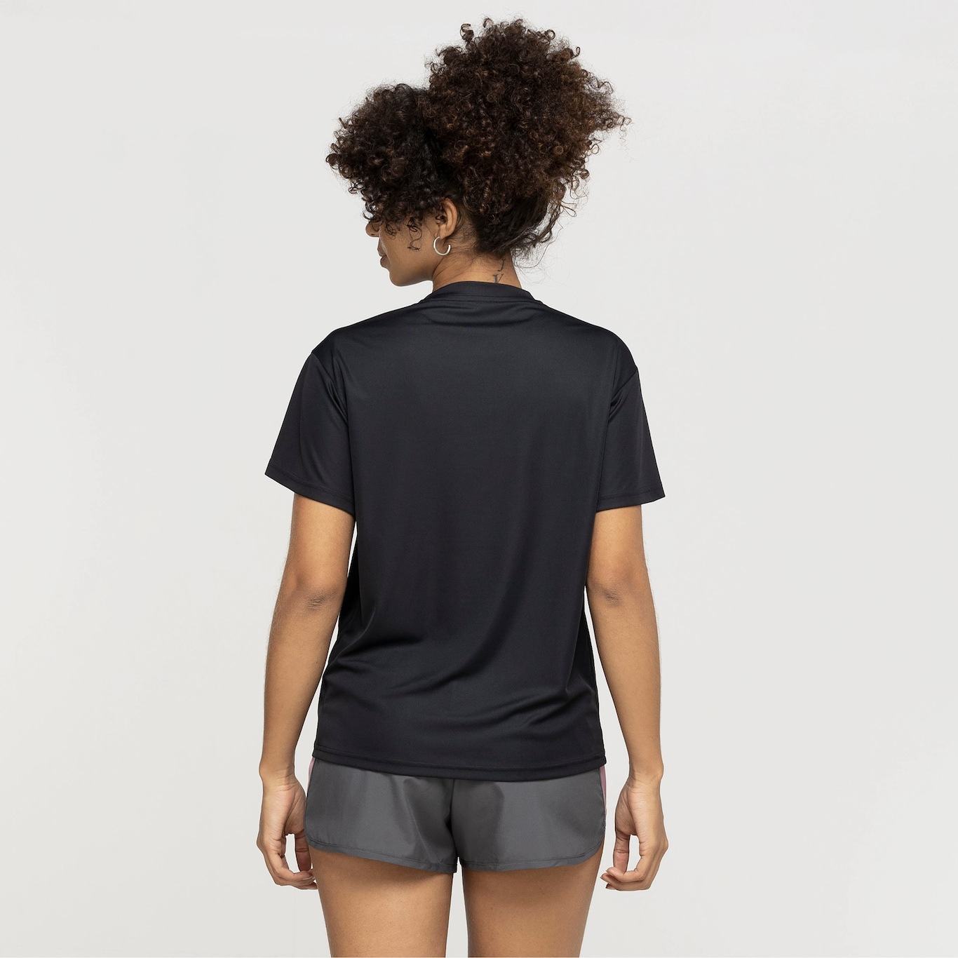 Camiseta adidas Run It Brand Love - Feminina - Foto 3