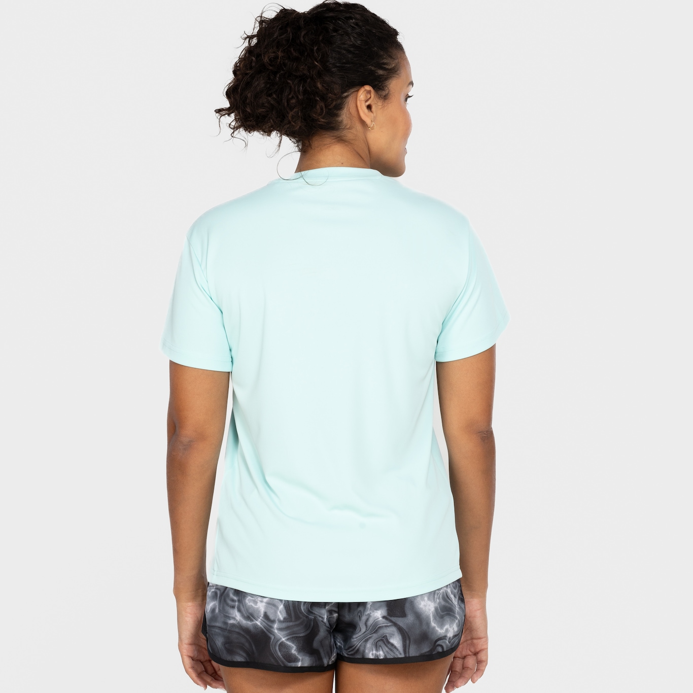 Camiseta adidas Run It Brand Love - Feminina - Foto 3