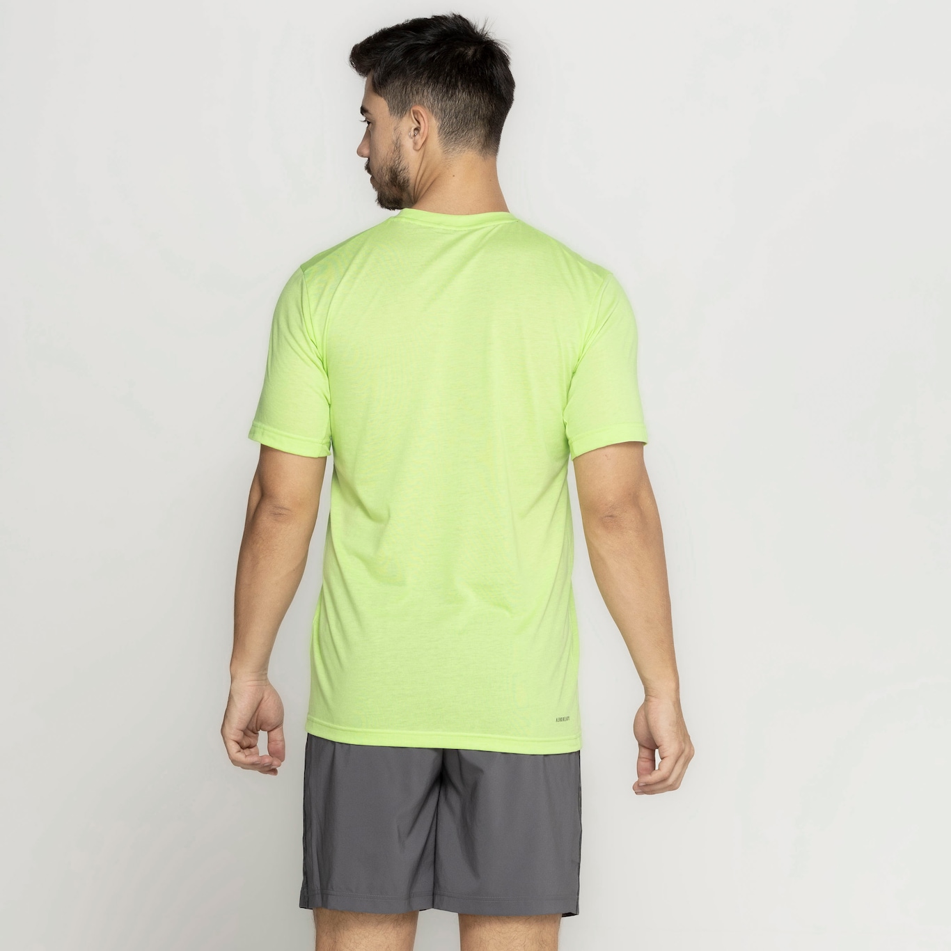 Camiseta Masculina adidas Logo Gráfica - Foto 3