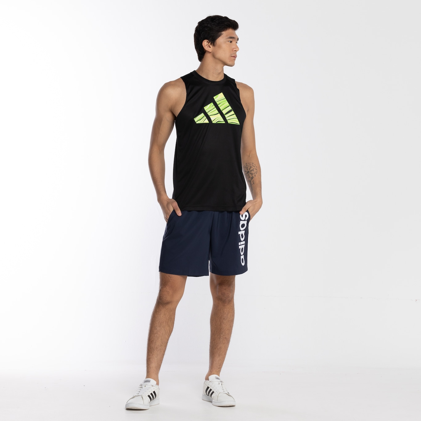 Camiseta Regata Masculina adidas Hiit - Foto 4