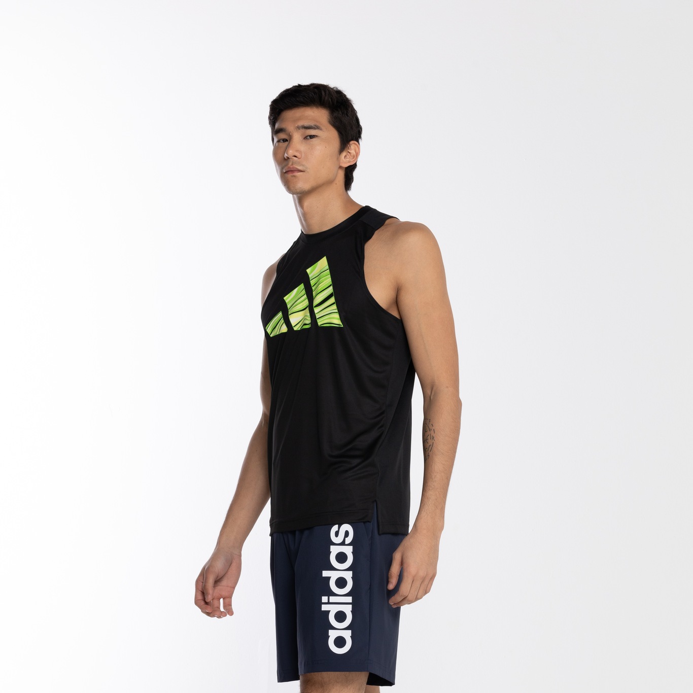 Camiseta Regata Masculina adidas Hiit - Foto 5