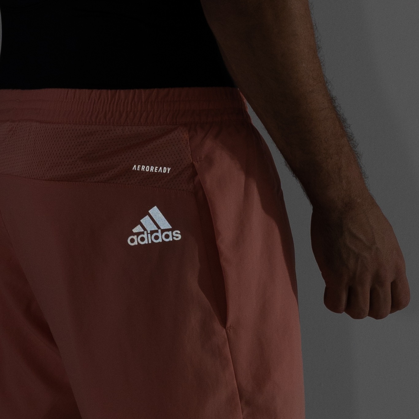 Bermuda Masculina adidas Run IT em Promoção