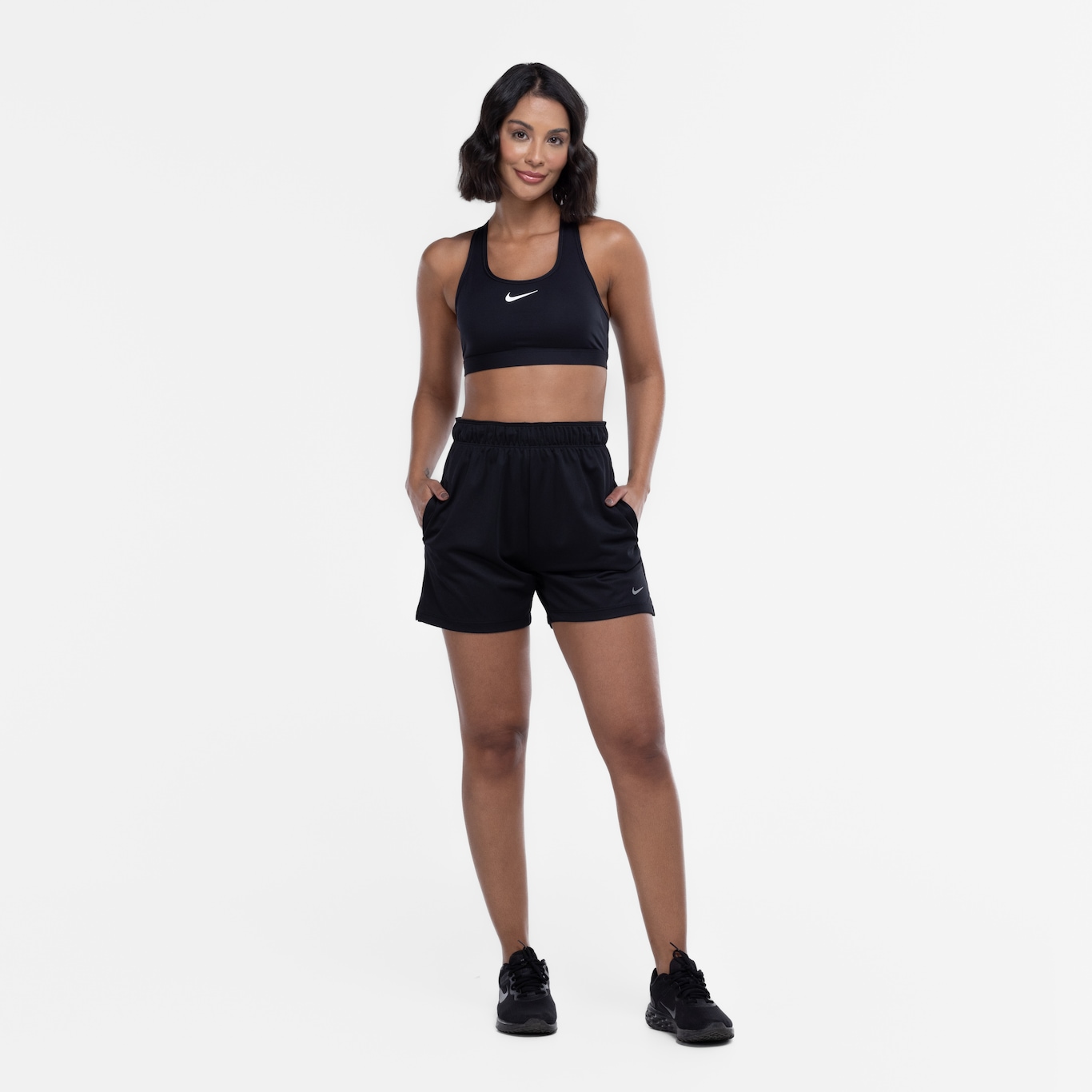 Top Fitness com Bojo Nike Média Sustentação Swoosh Sport - Foto 4