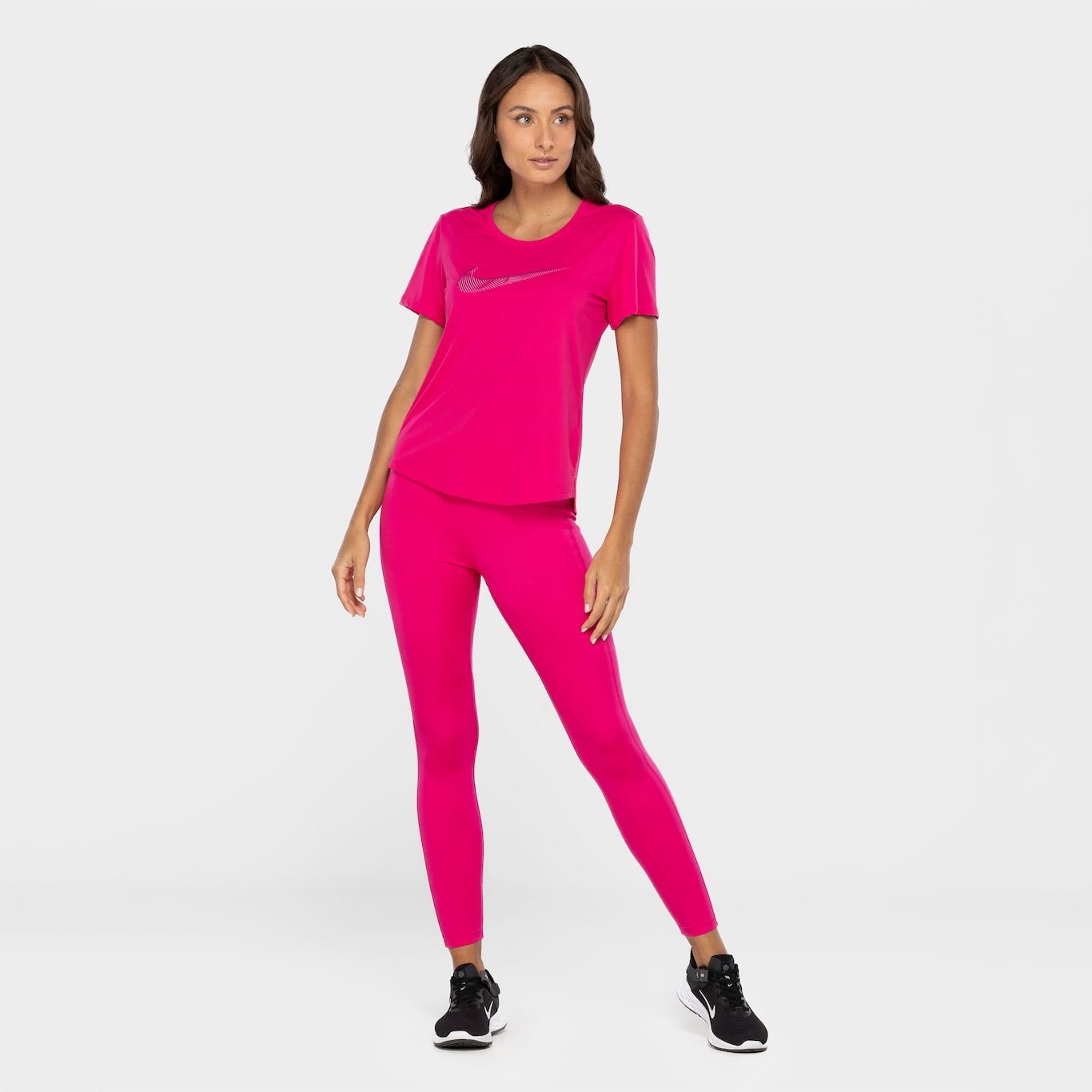 Camiseta Feminina Nike Dri-Fit Swoosh Hbr SS - Foto 3