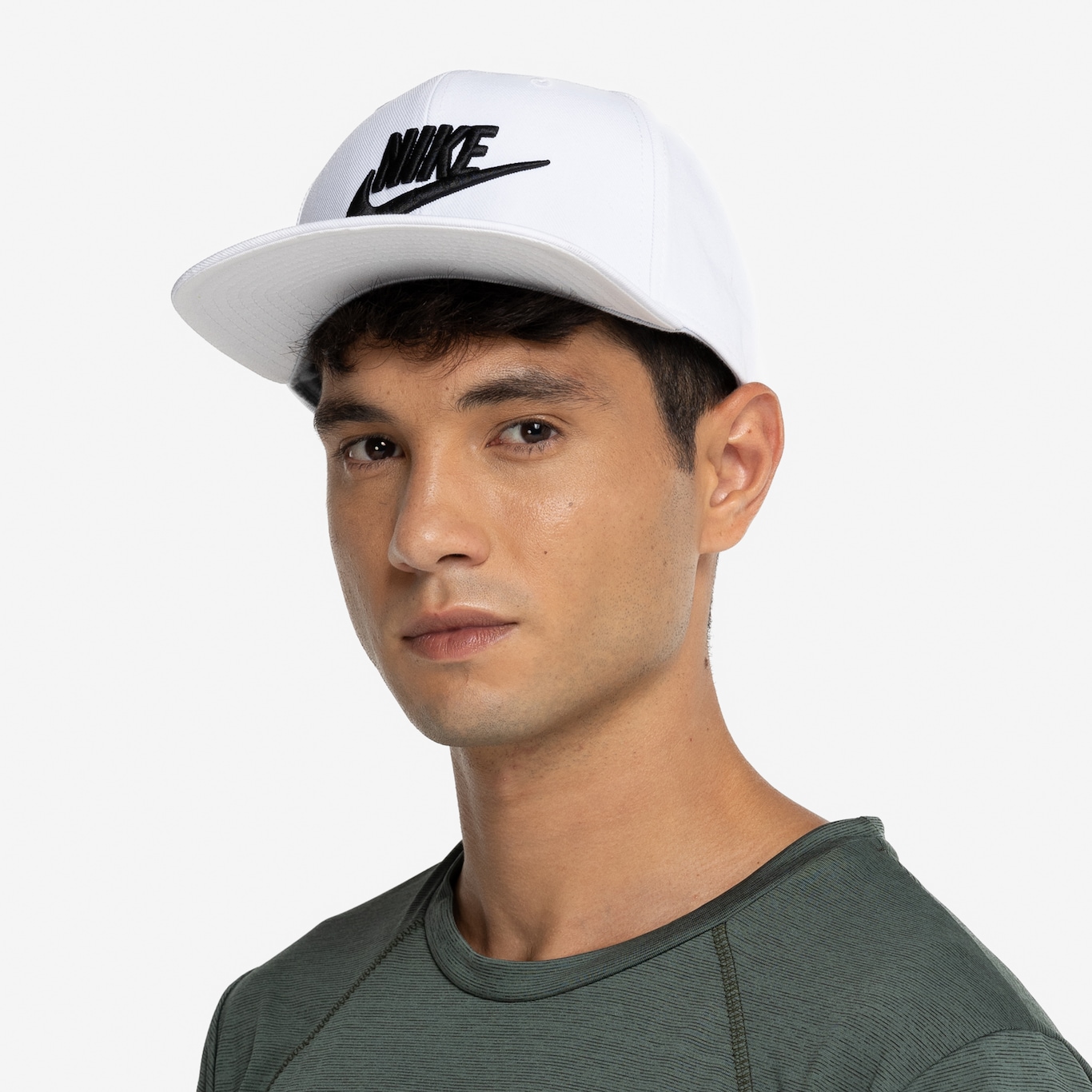 White nike snapback store hat