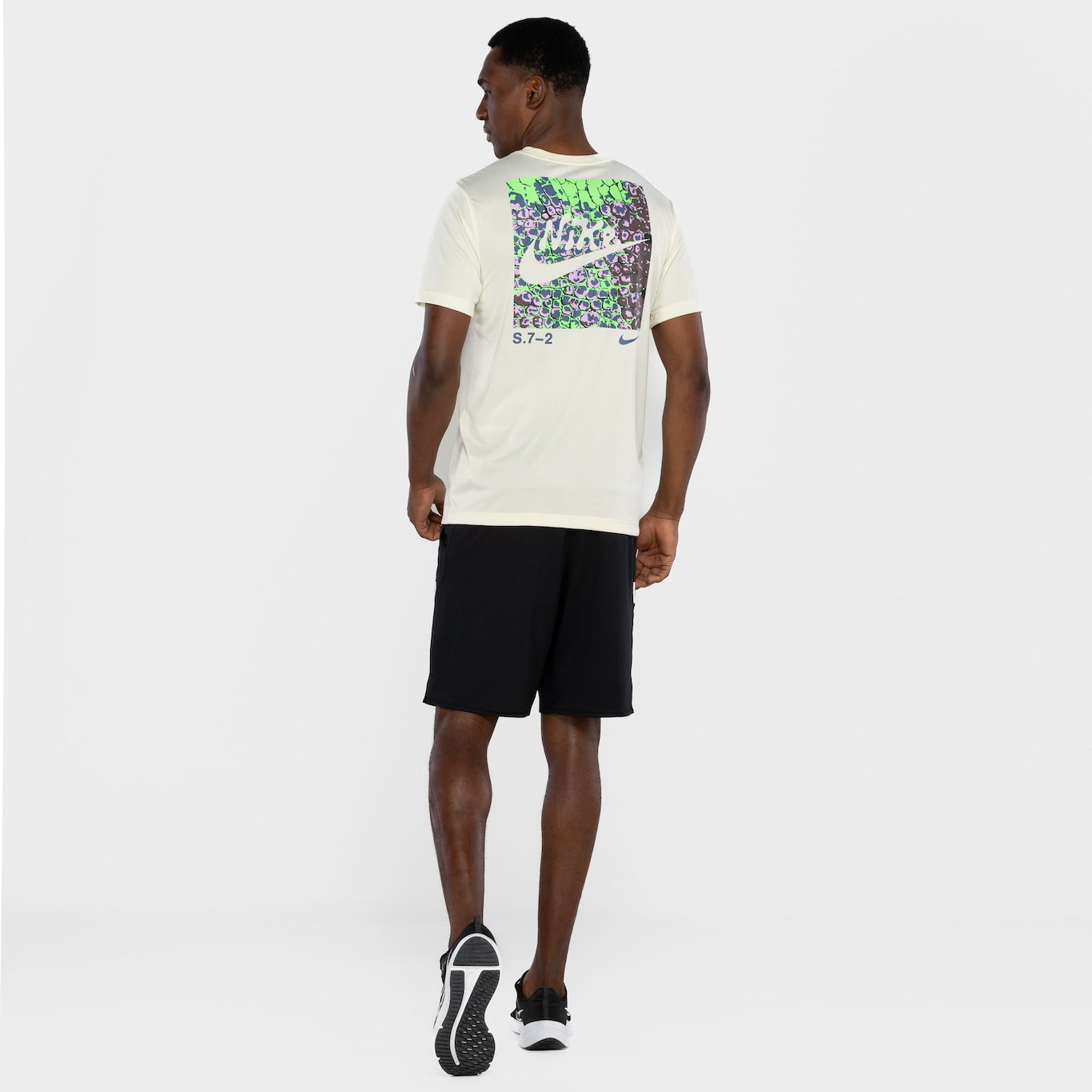 Camiseta Masculina Nike Manga Curta Dri-Fit RLGD Dye 3 - Foto 5