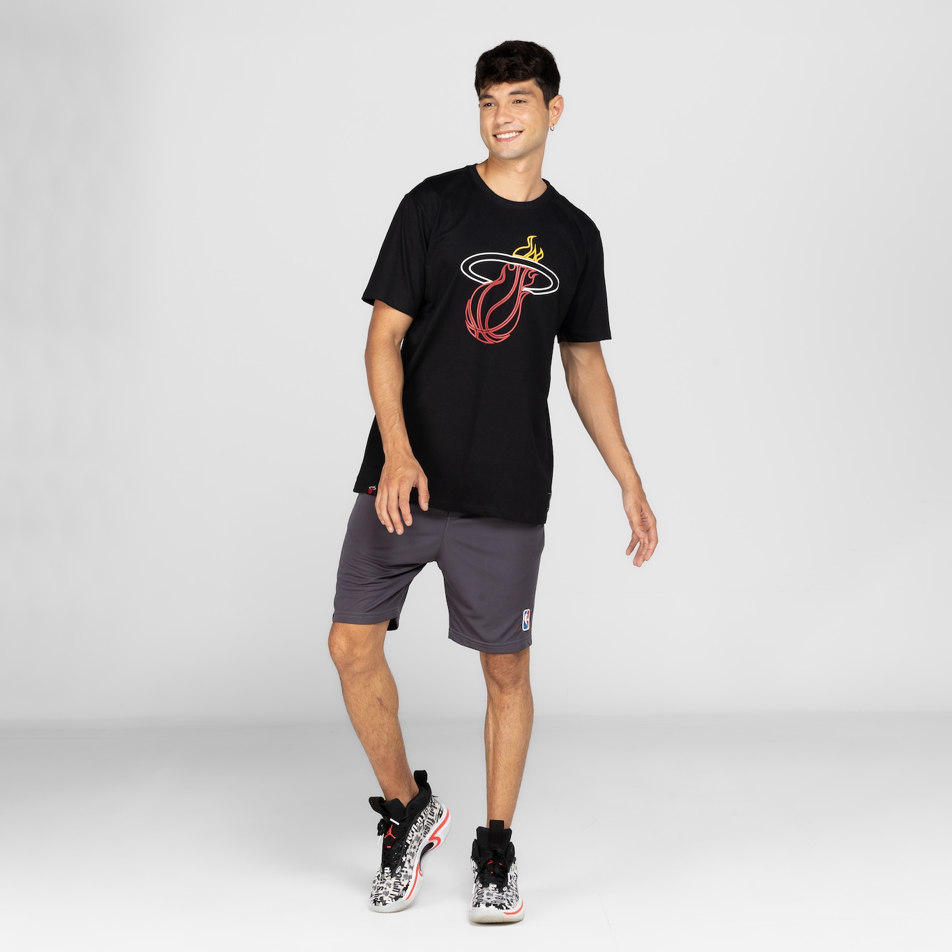 Camiseta Miami Heat Masculina NBA Logo Singn - Foto 4