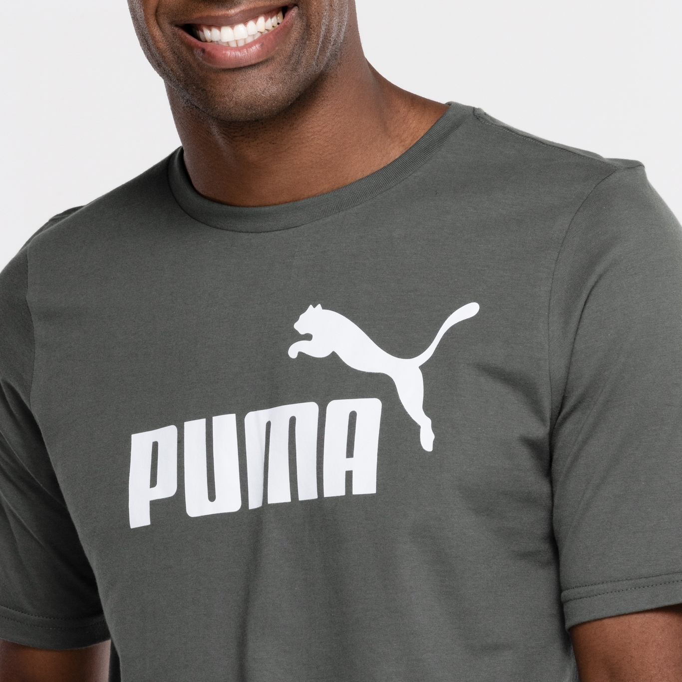 Camiseta Puma Masculina Manga Curta Essentials Logo Tee - Foto 6