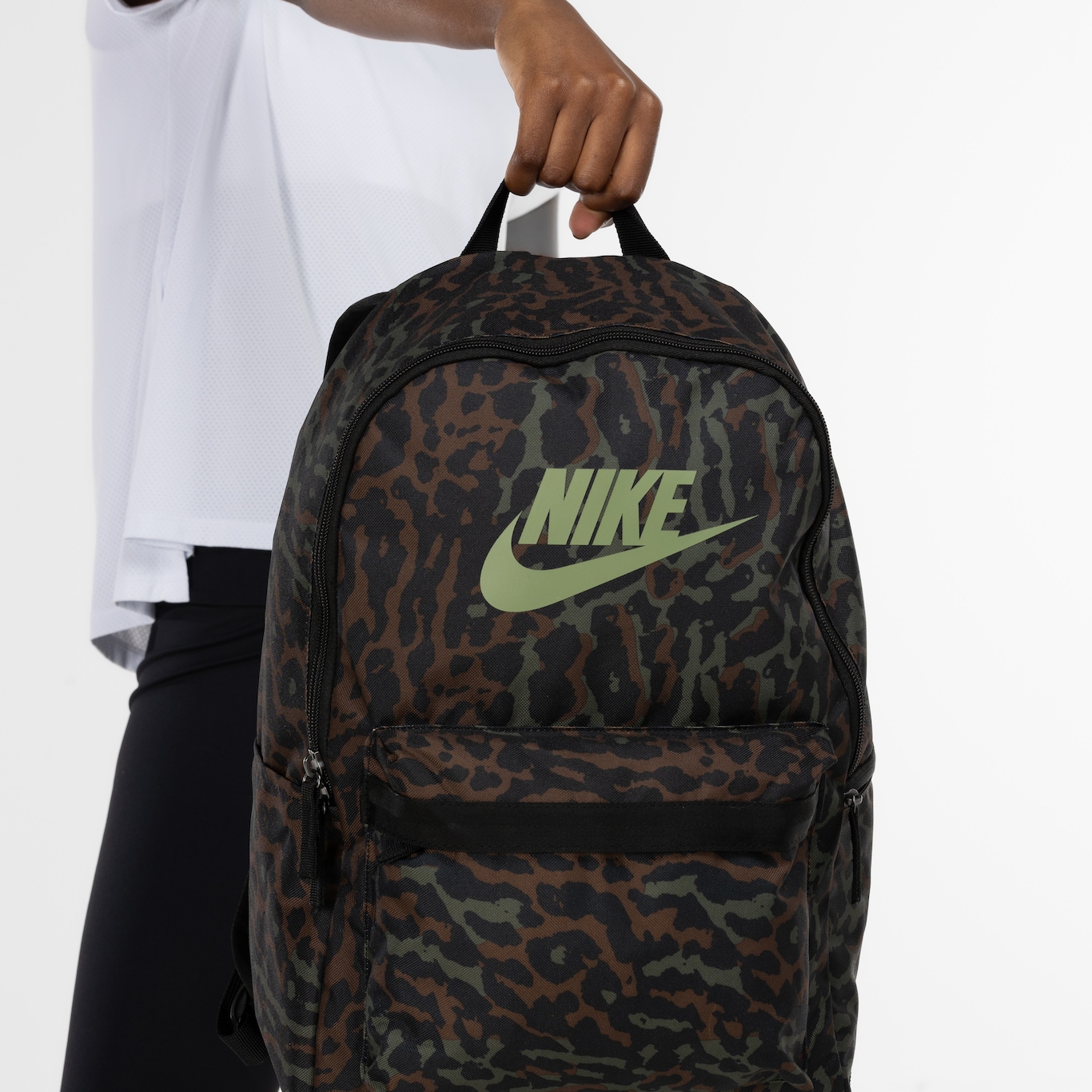 Mochila Nike Heritage Bkpk  Caminal - 25 Litros - Foto 2