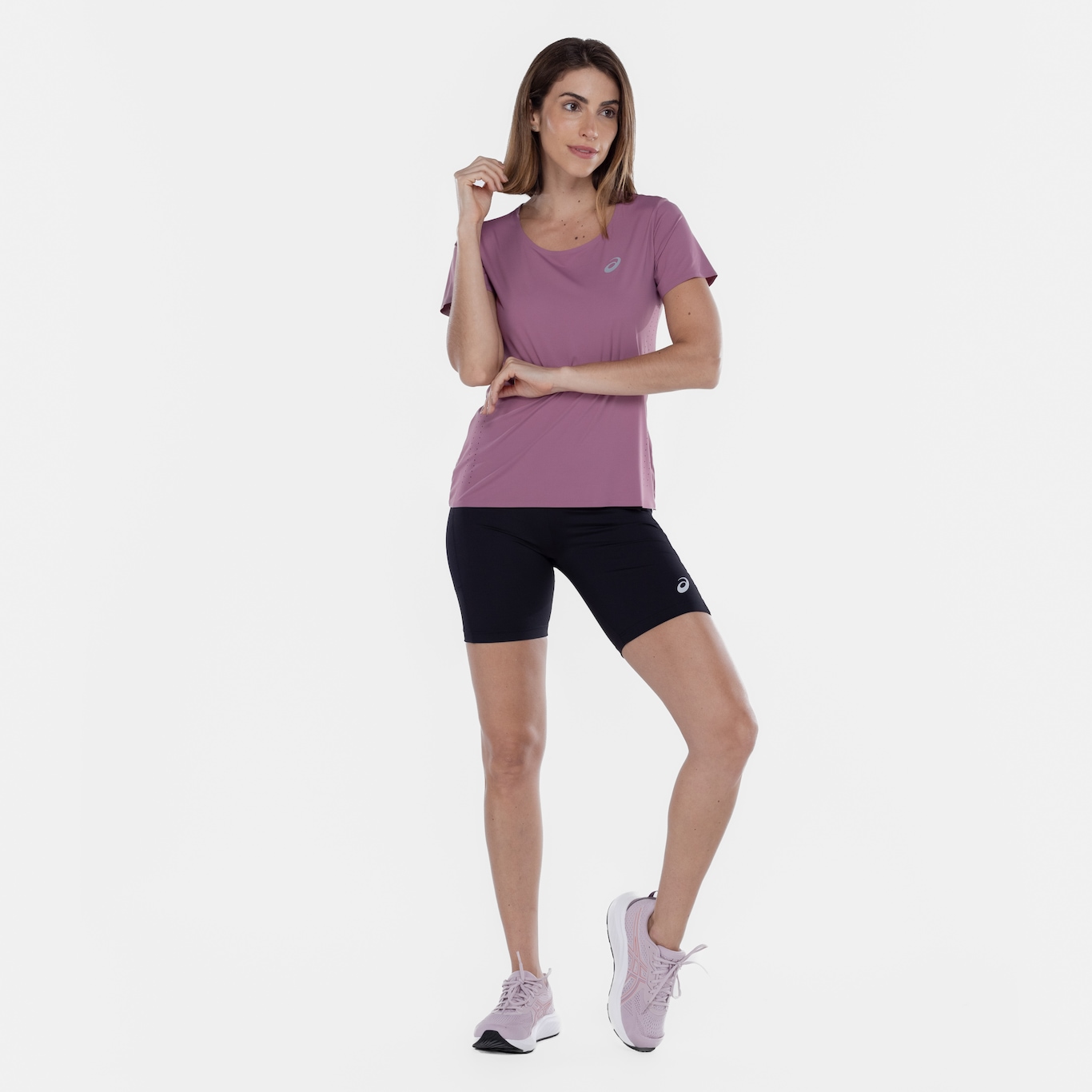 Camiseta Feminina ASICS Manga Curta Selada New - Foto 3