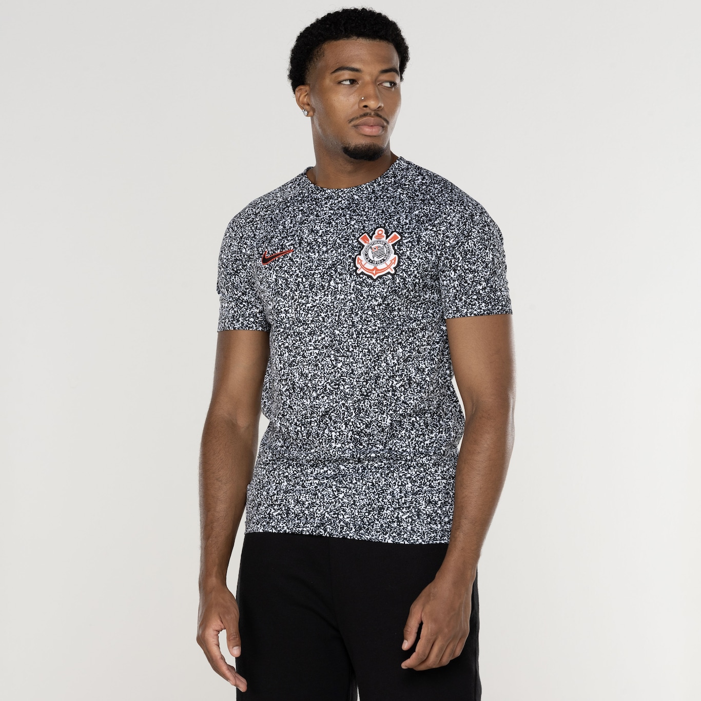 Camisa do Corinthians Nike Masculina Pré-Jogo Torcedor - Foto 4