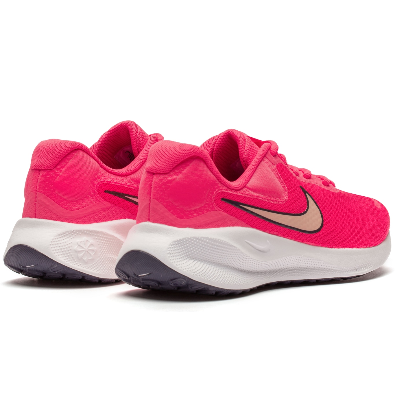 Tênis Nike Revolution 7 - Feminino - Foto 4