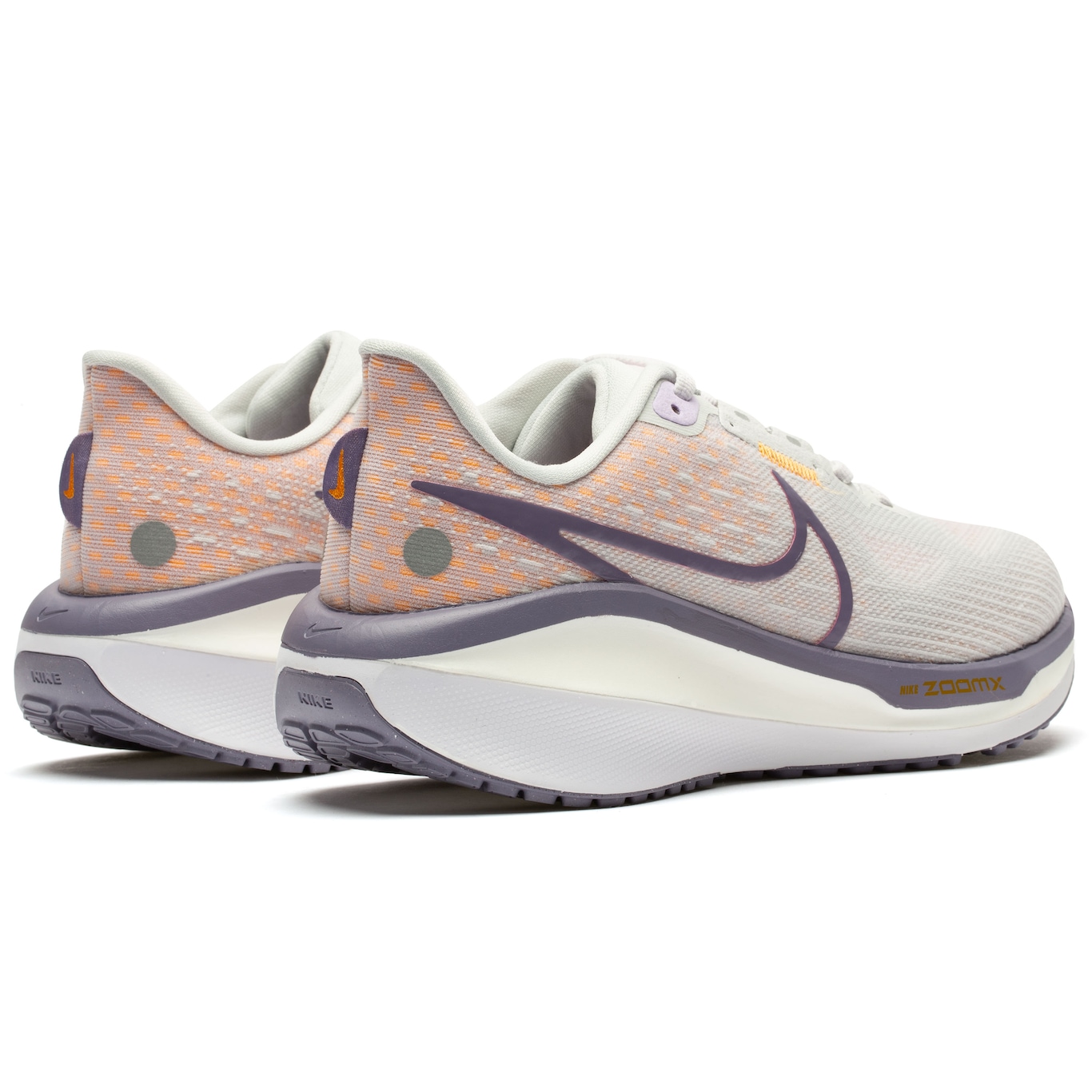 Tênis Nike Vomero 17 - Feminino - Foto 4