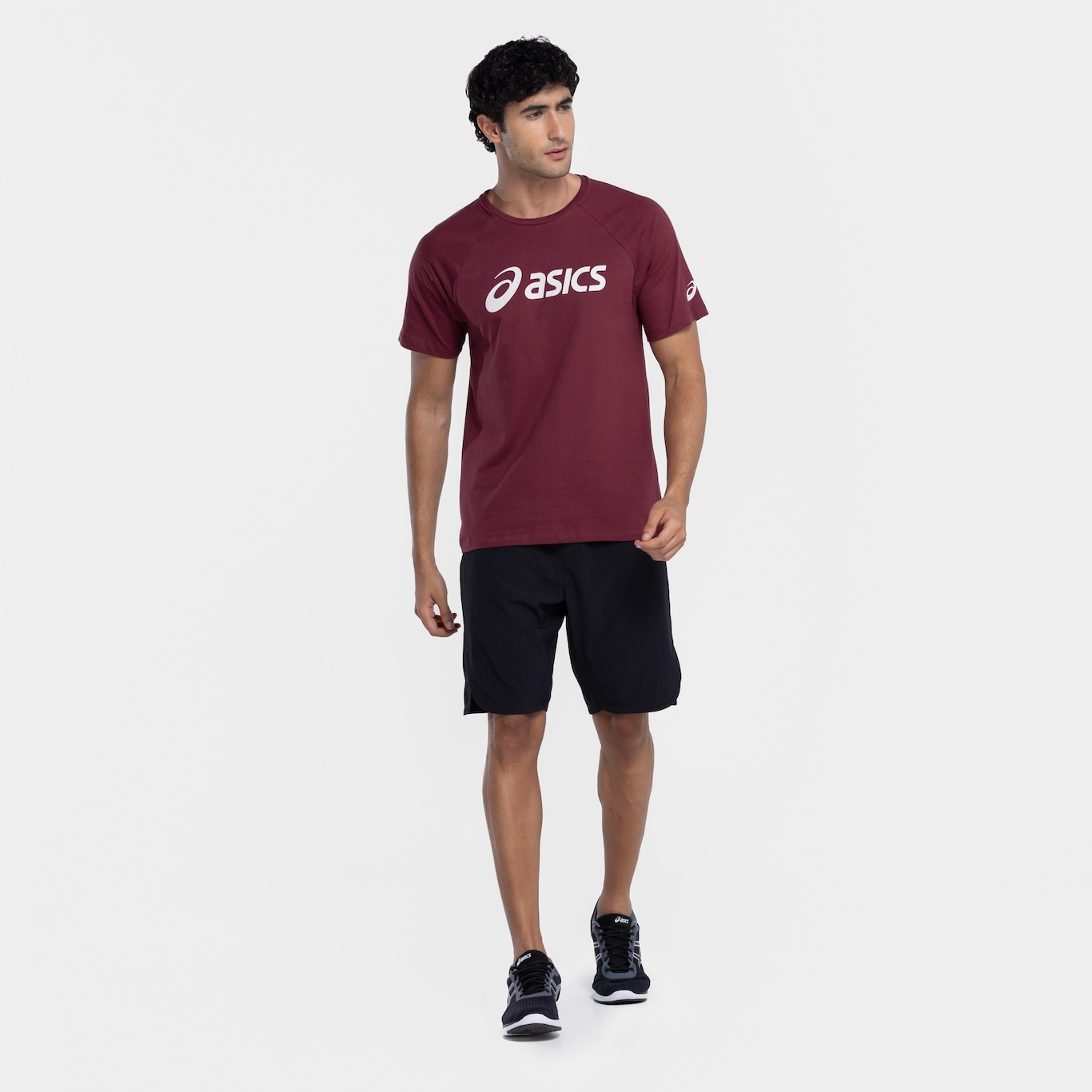 Camiseta Masculina ASICS Manga Curta Meia Malha Raglan - Foto 4