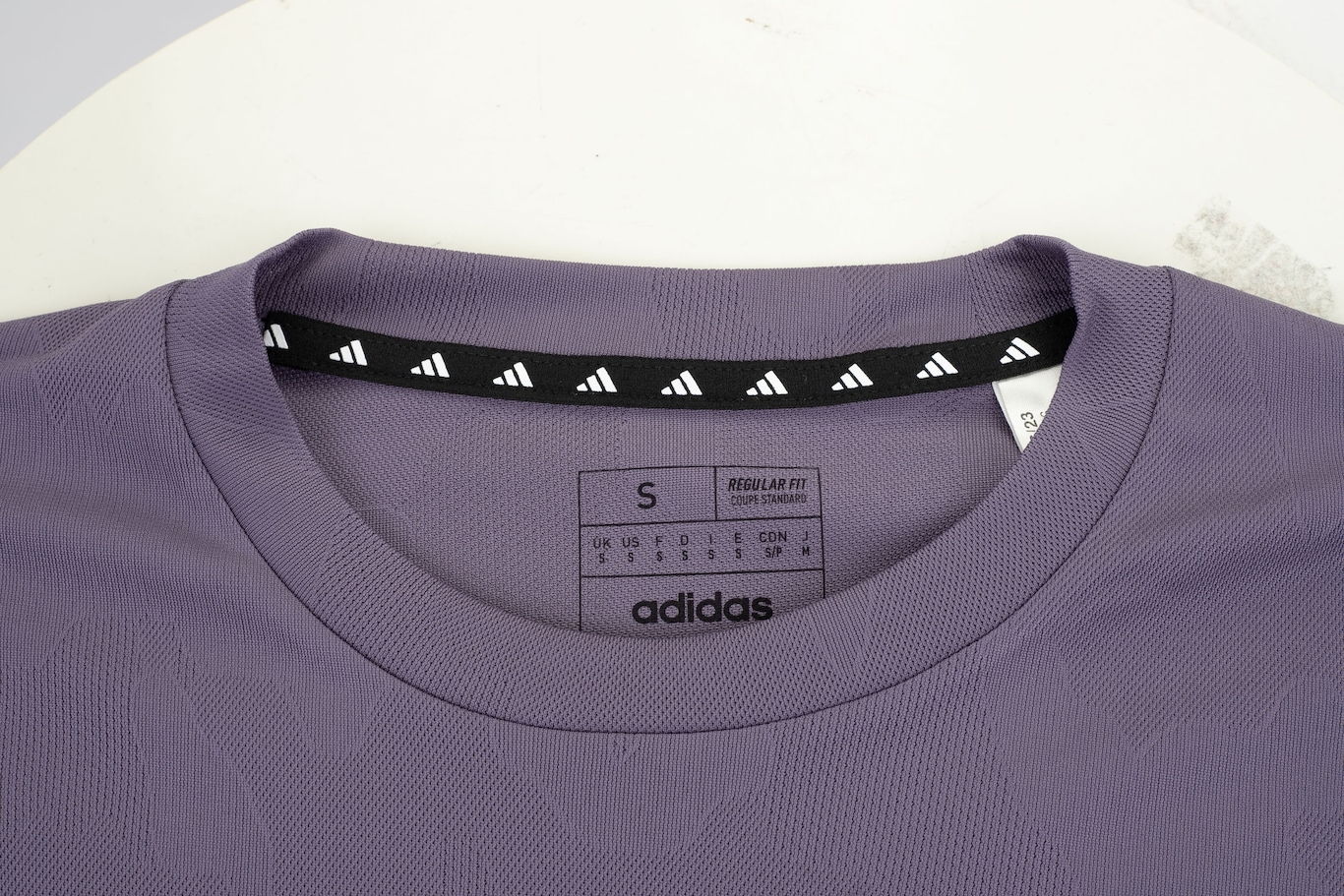 Camiseta Masculina adidas Manga Curta Essentials Seasonal - Foto 4