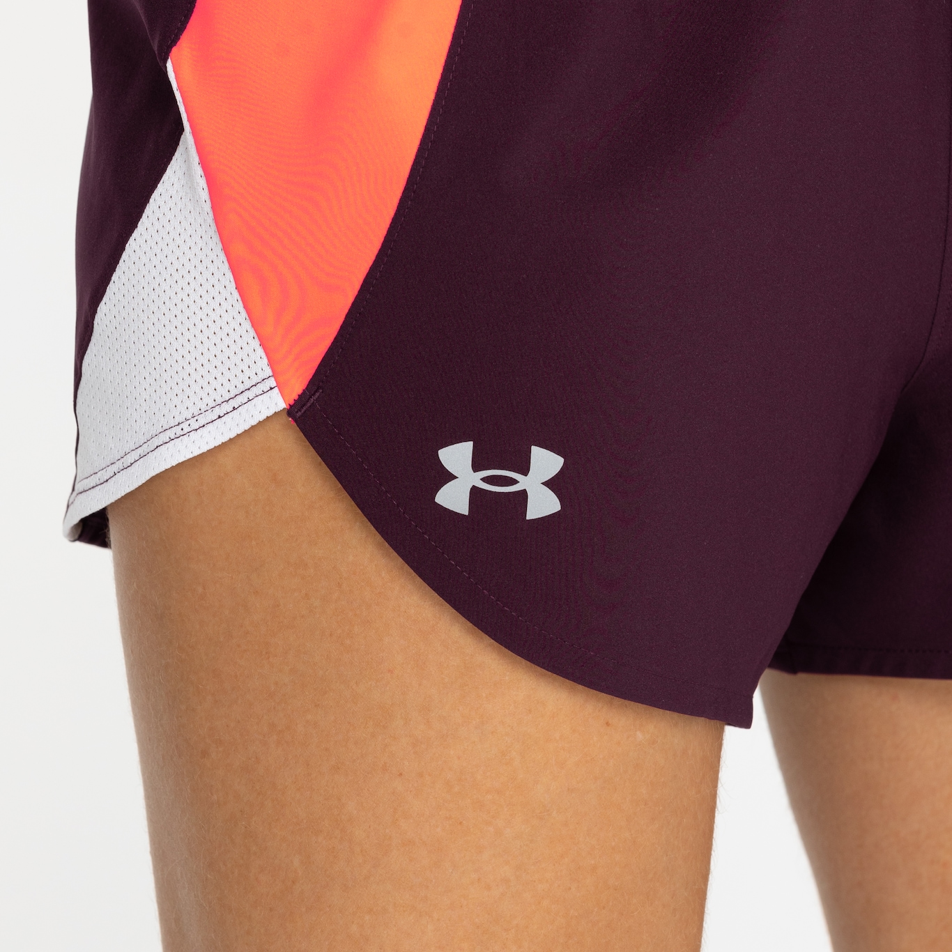 Short Feminino Under Armour Fly By Elit - Foto 6