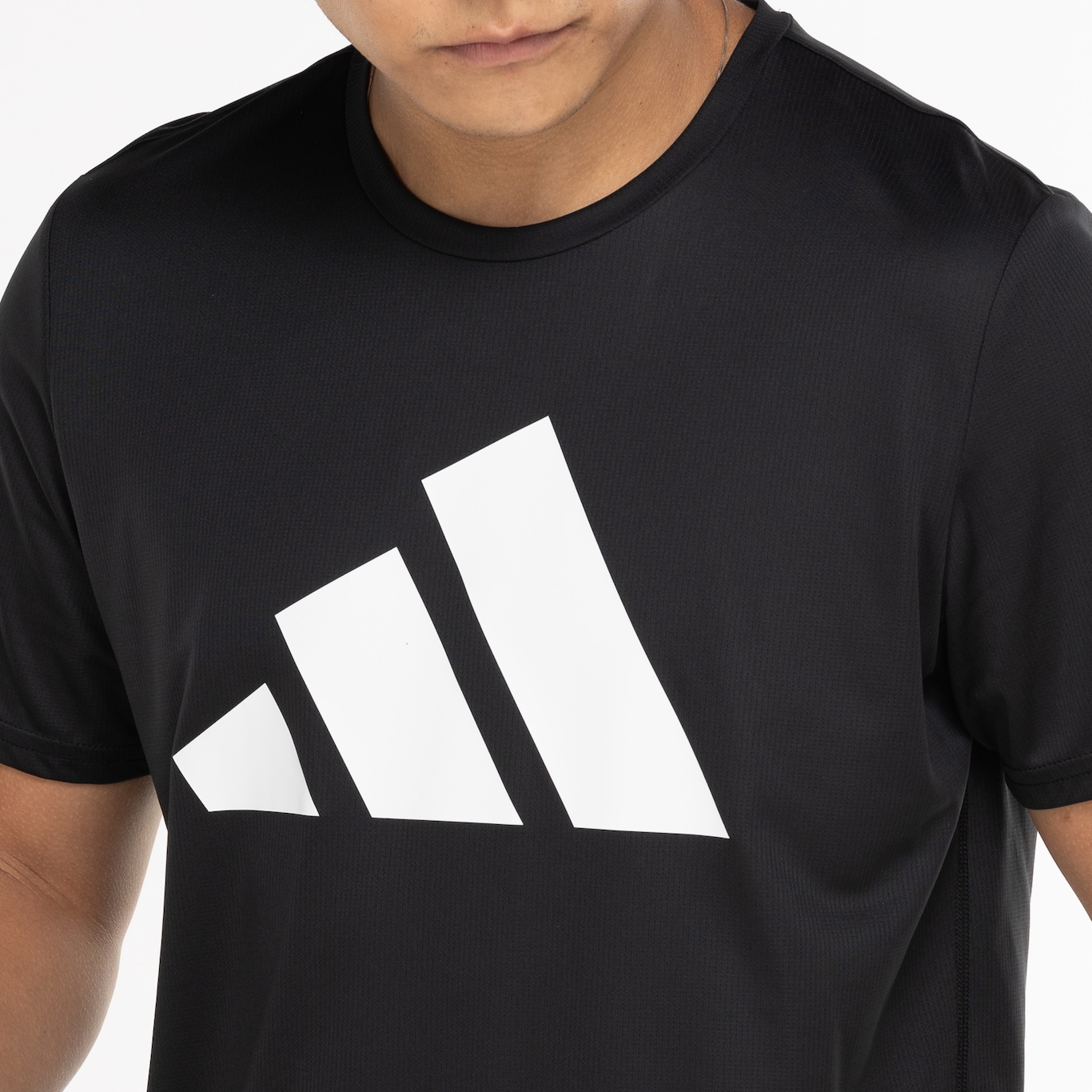 Camiseta Masculina adidas Manga Curta Run It - Foto 6