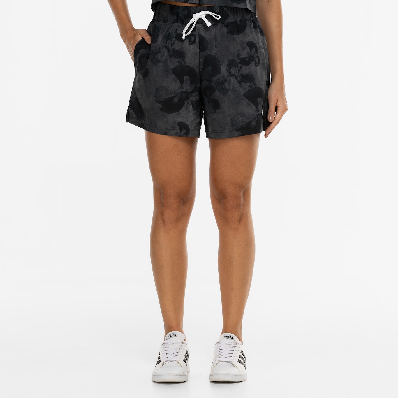 Short Feminino adidas All Over Print - Foto 4