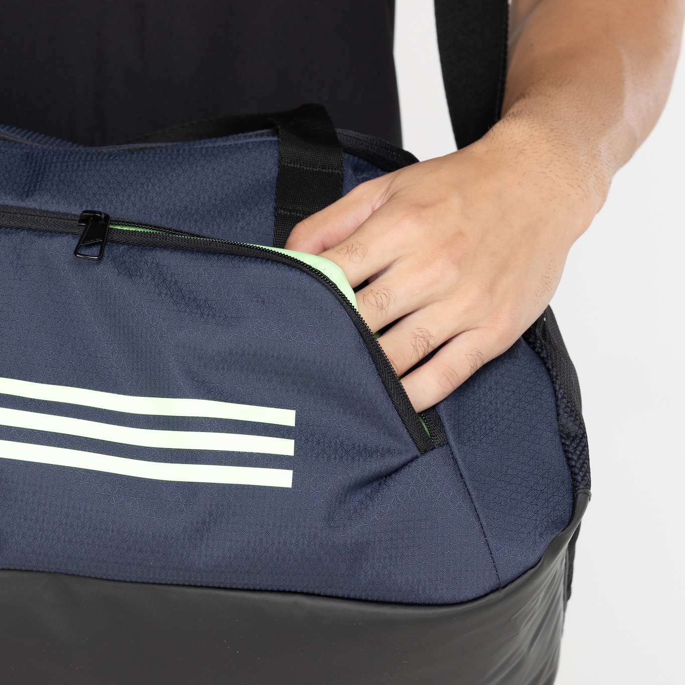 Mala adidas Duffel Training M - 51 Litros - Foto 2