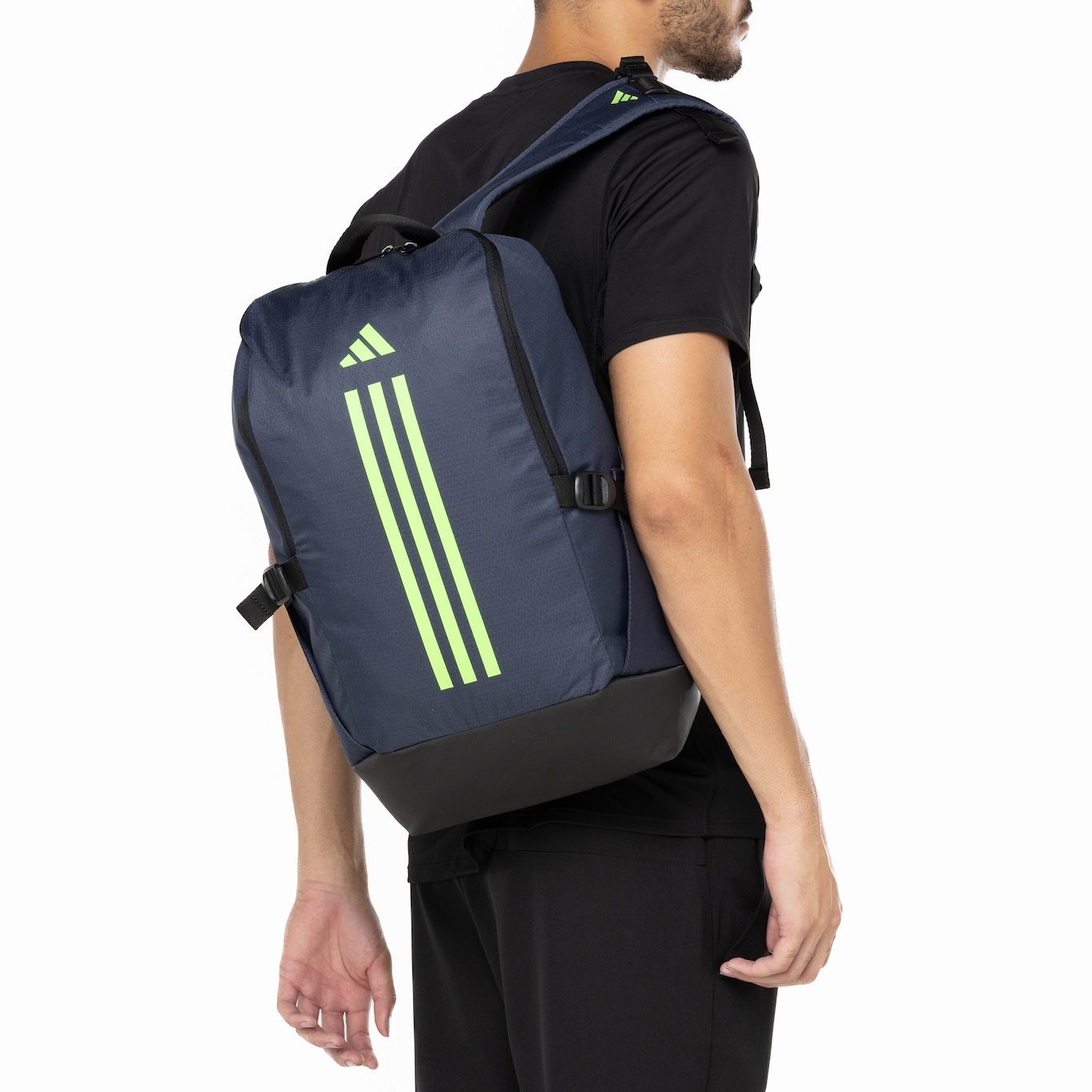 Mochila adidas Training - 23 Litros - Foto 1