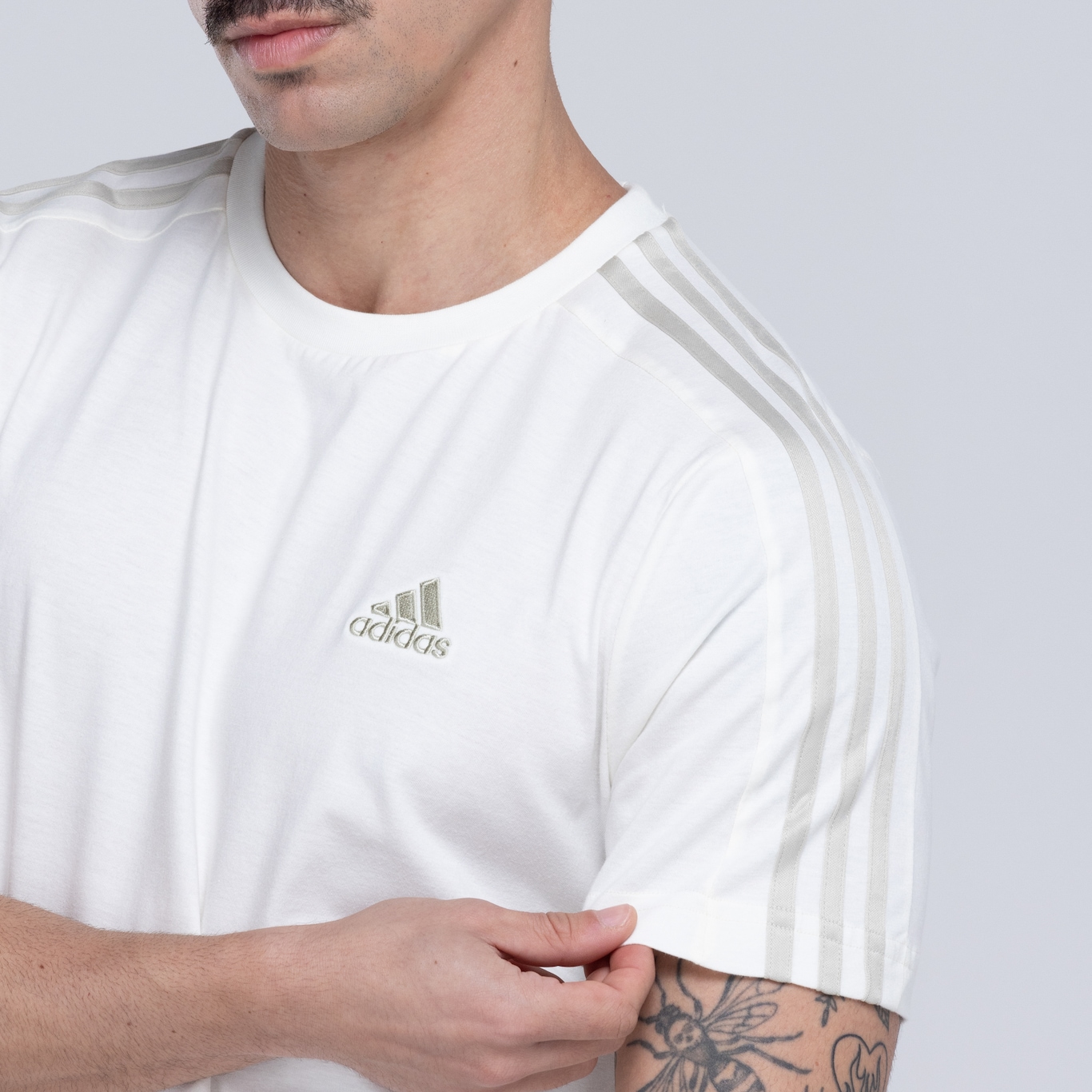 Camiseta Masculina adidas Manga Curta 3 Stripes - Foto 6